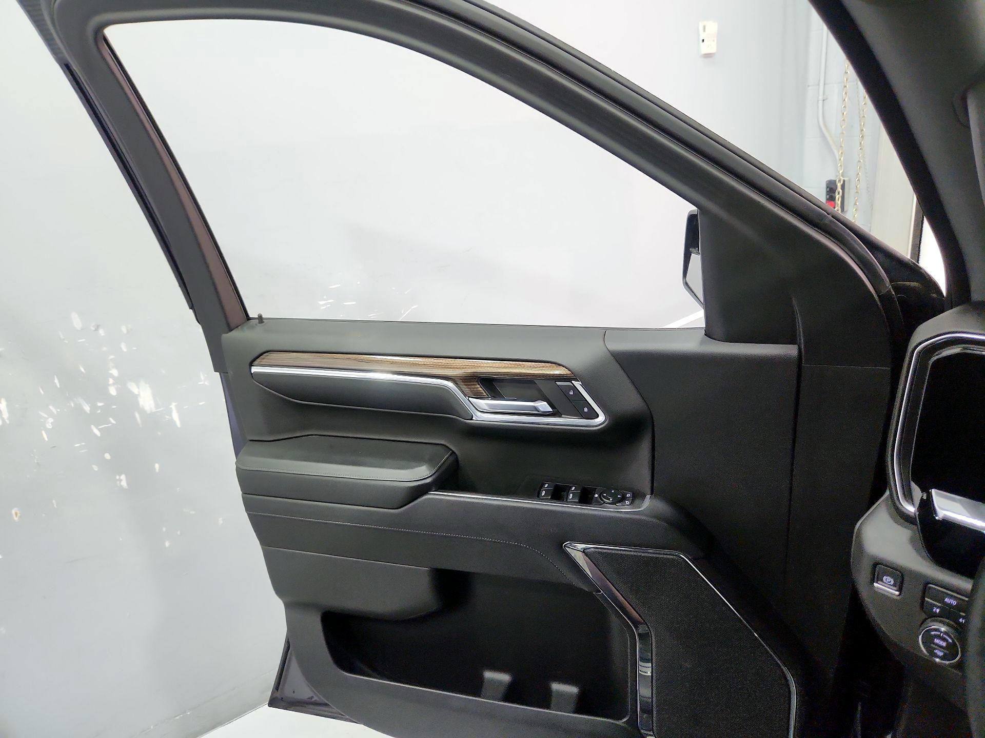 Thumbnail: 2023 Chevrolet Silverado 1500 - 12