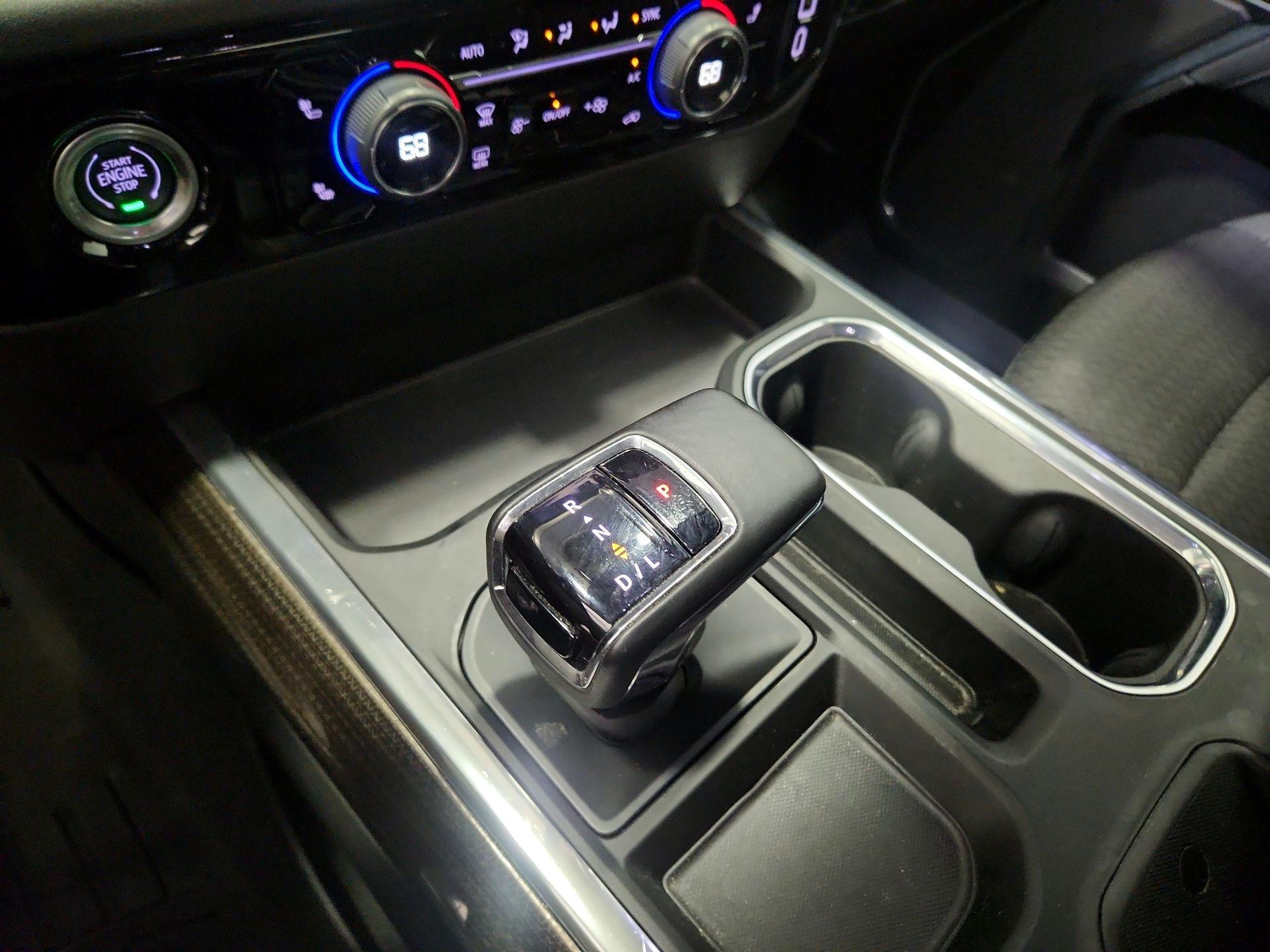 Thumbnail: 2023 Chevrolet Silverado 1500 - 17