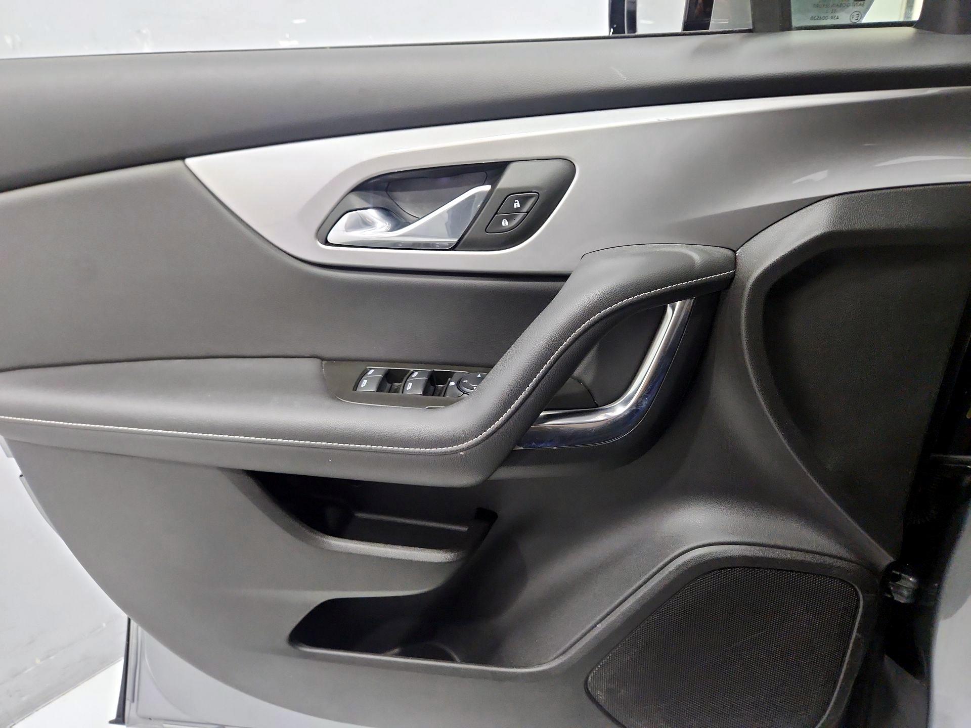 Thumbnail: 2024 Chevrolet Blazer - 12