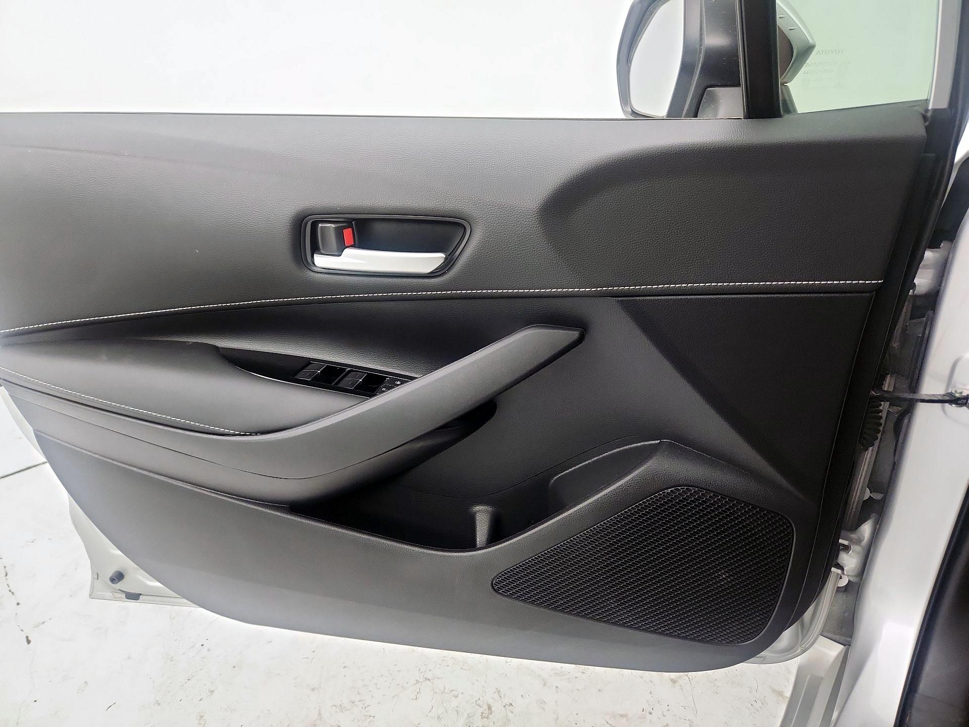 Thumbnail: 2023 Toyota Corolla - 12