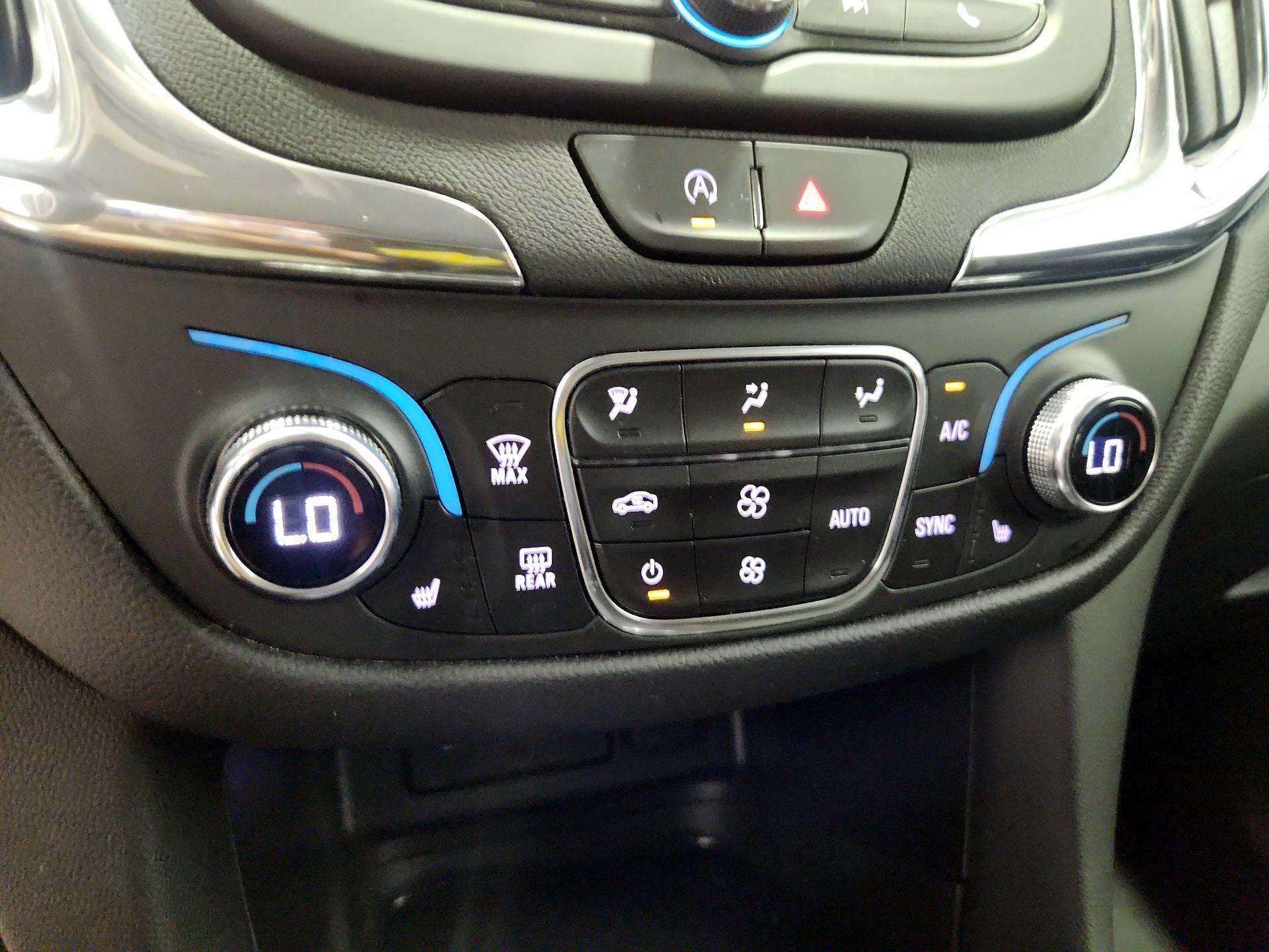 Thumbnail: 2023 Chevrolet Equinox - 16