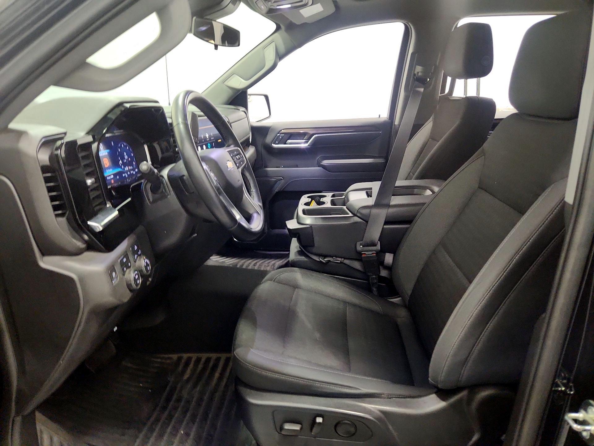 Thumbnail: 2023 Chevrolet Silverado 1500 - 11