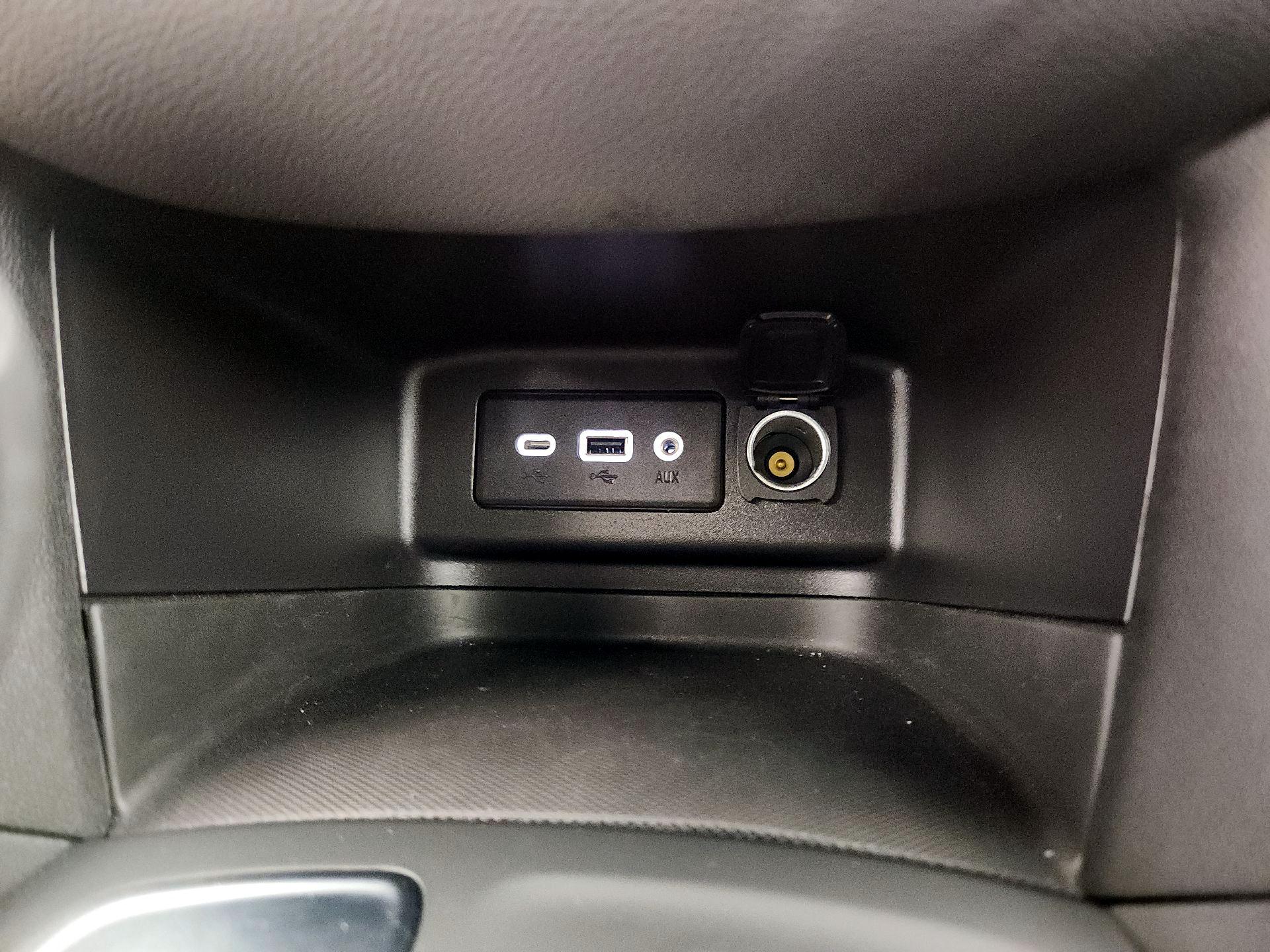 Thumbnail: 2024 Chevrolet Equinox - 18