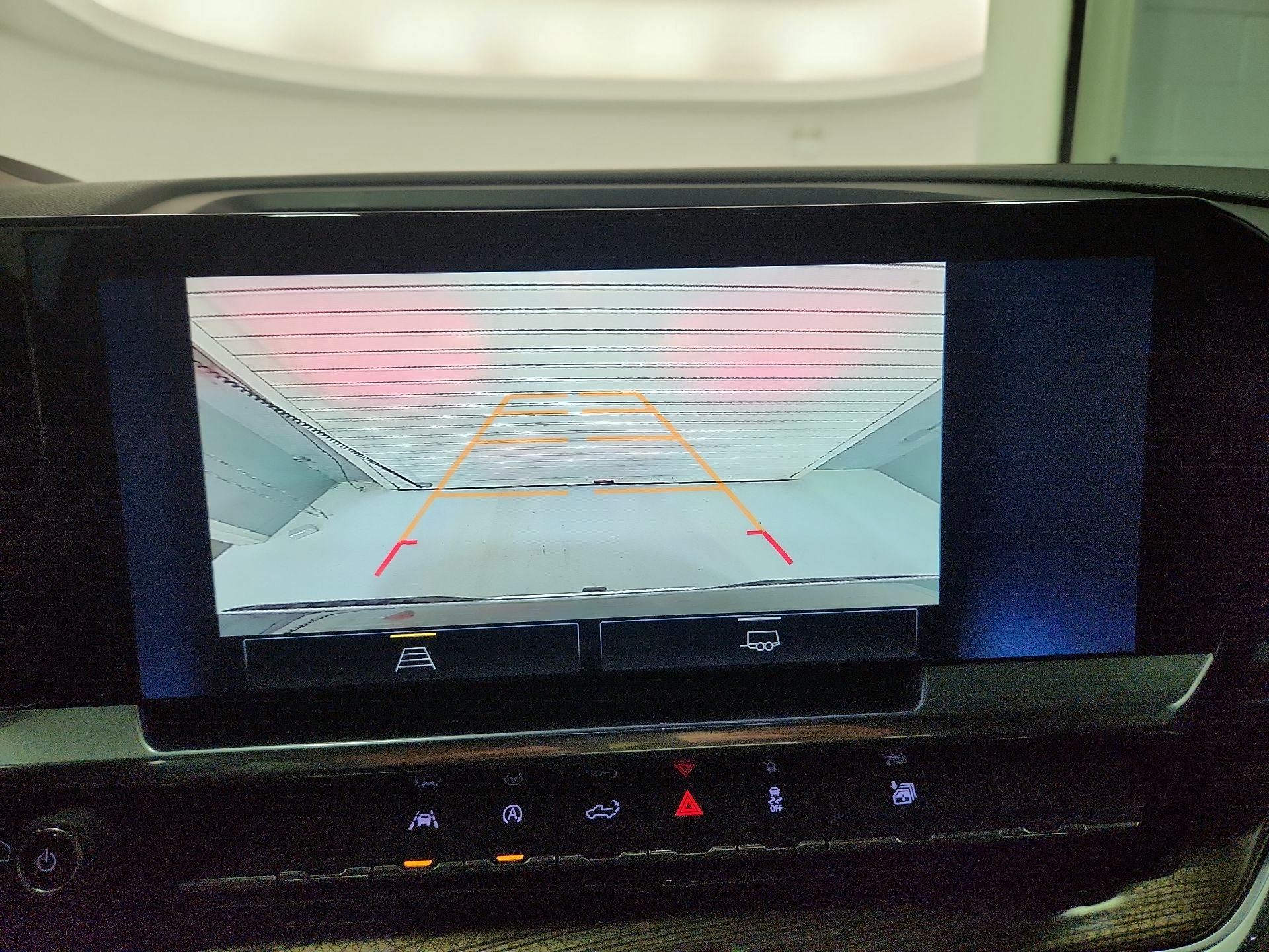 Thumbnail: 2023 Chevrolet Silverado 1500 - 14