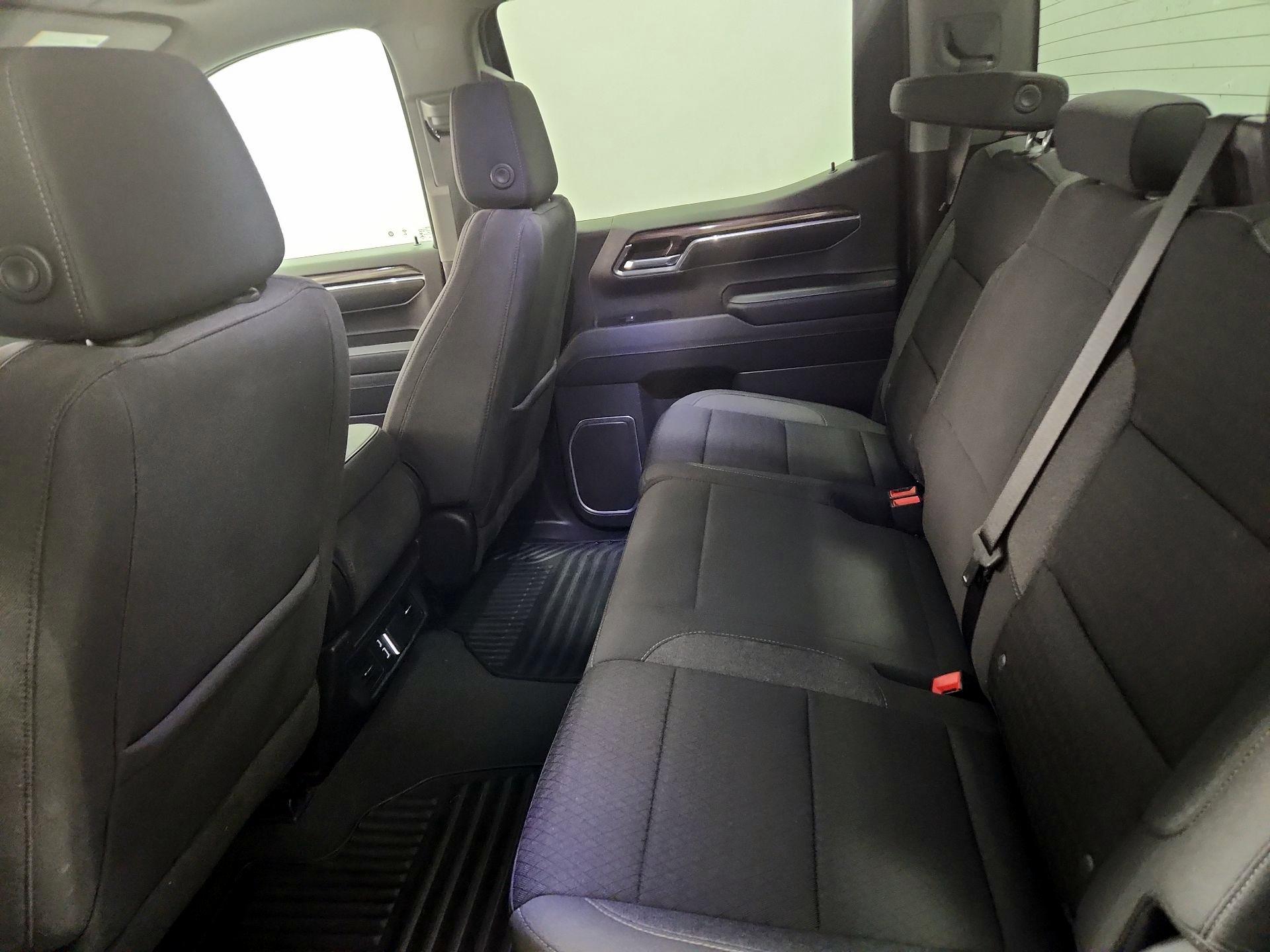 Thumbnail: 2023 Chevrolet Silverado 1500 - 19