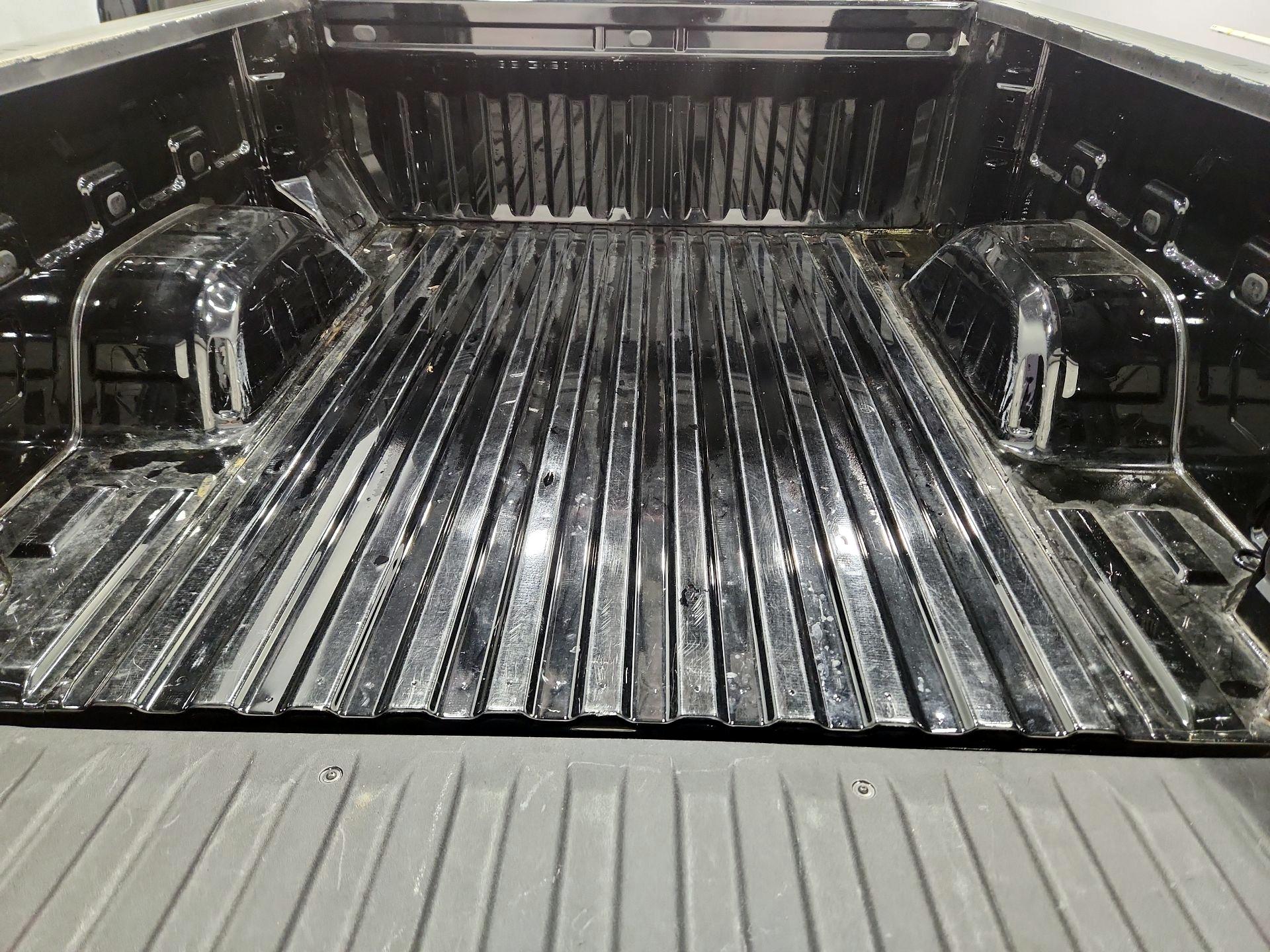 Thumbnail: 2023 Chevrolet Silverado 1500 - 20