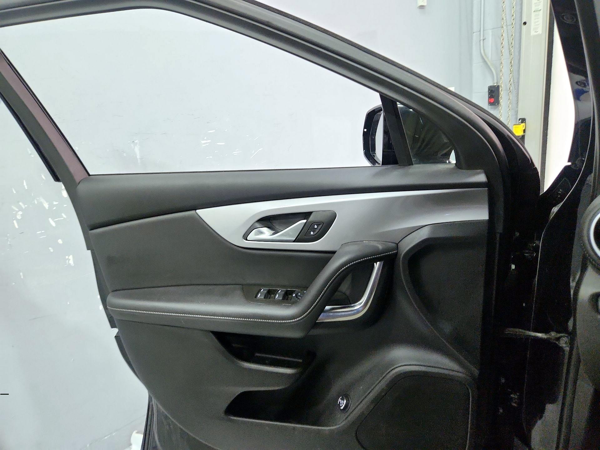 Thumbnail: 2024 Chevrolet Blazer - 12