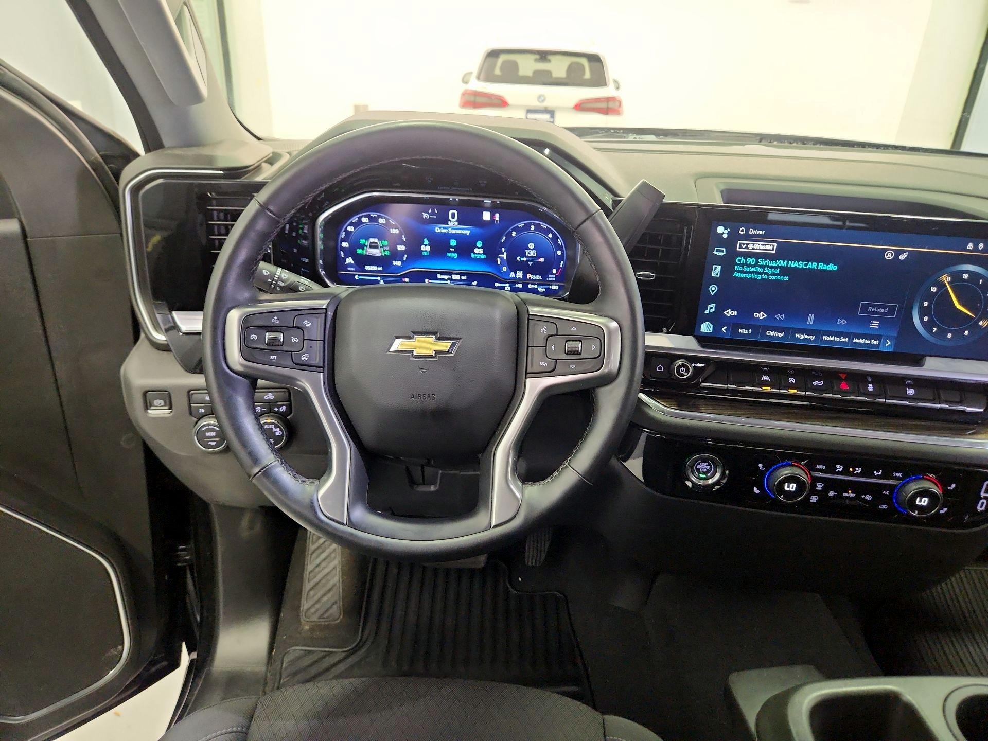 Thumbnail: 2023 Chevrolet Silverado 1500 - 10