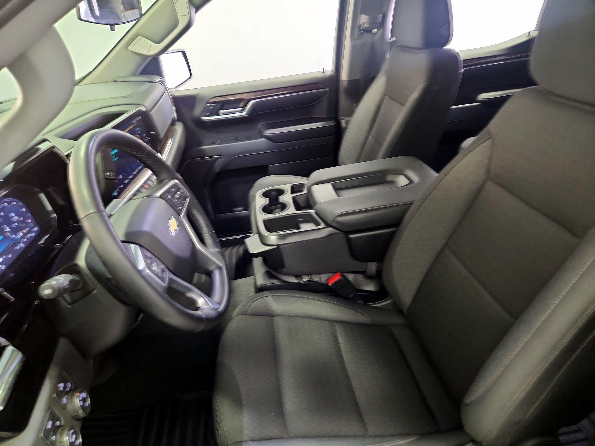 Thumbnail: 2023 Chevrolet Silverado 1500 - 11