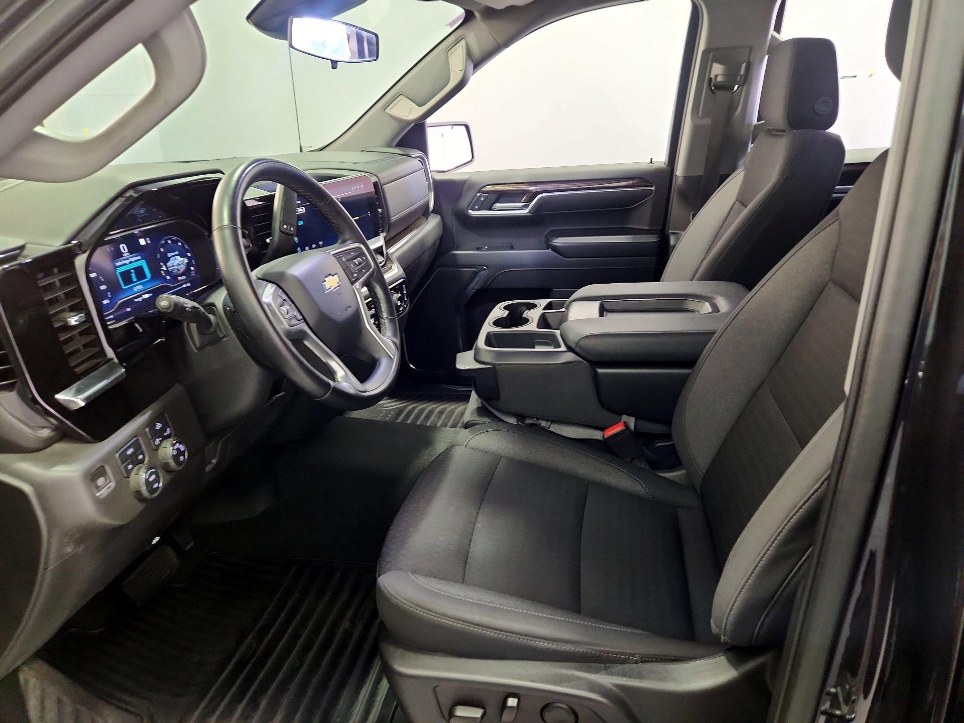 Thumbnail: 2023 Chevrolet Silverado 1500 - 11