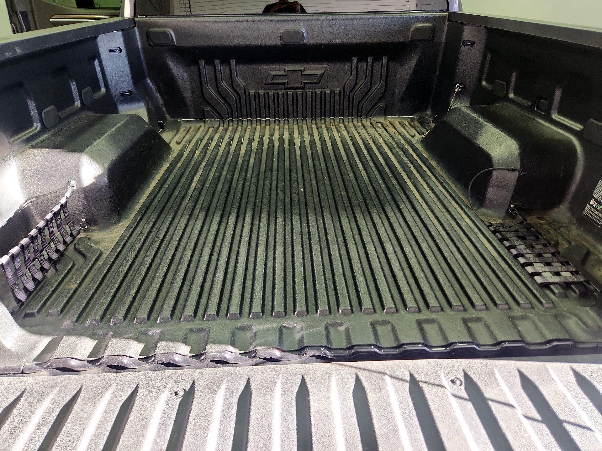 Thumbnail: 2023 Chevrolet Silverado 1500 - 20