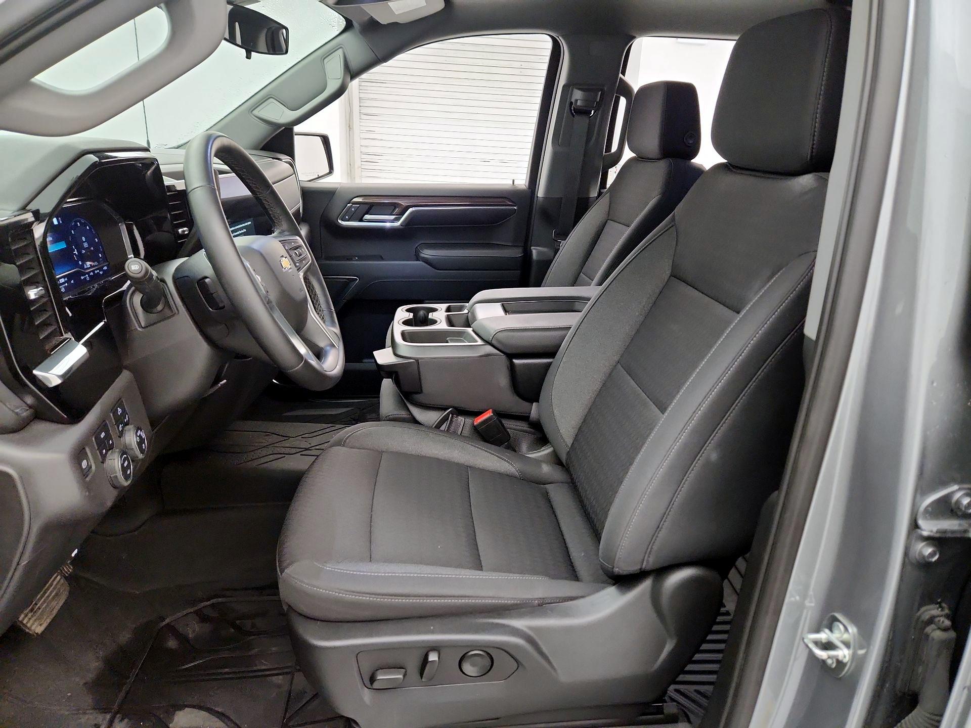 Thumbnail: 2023 Chevrolet Silverado 1500 - 11