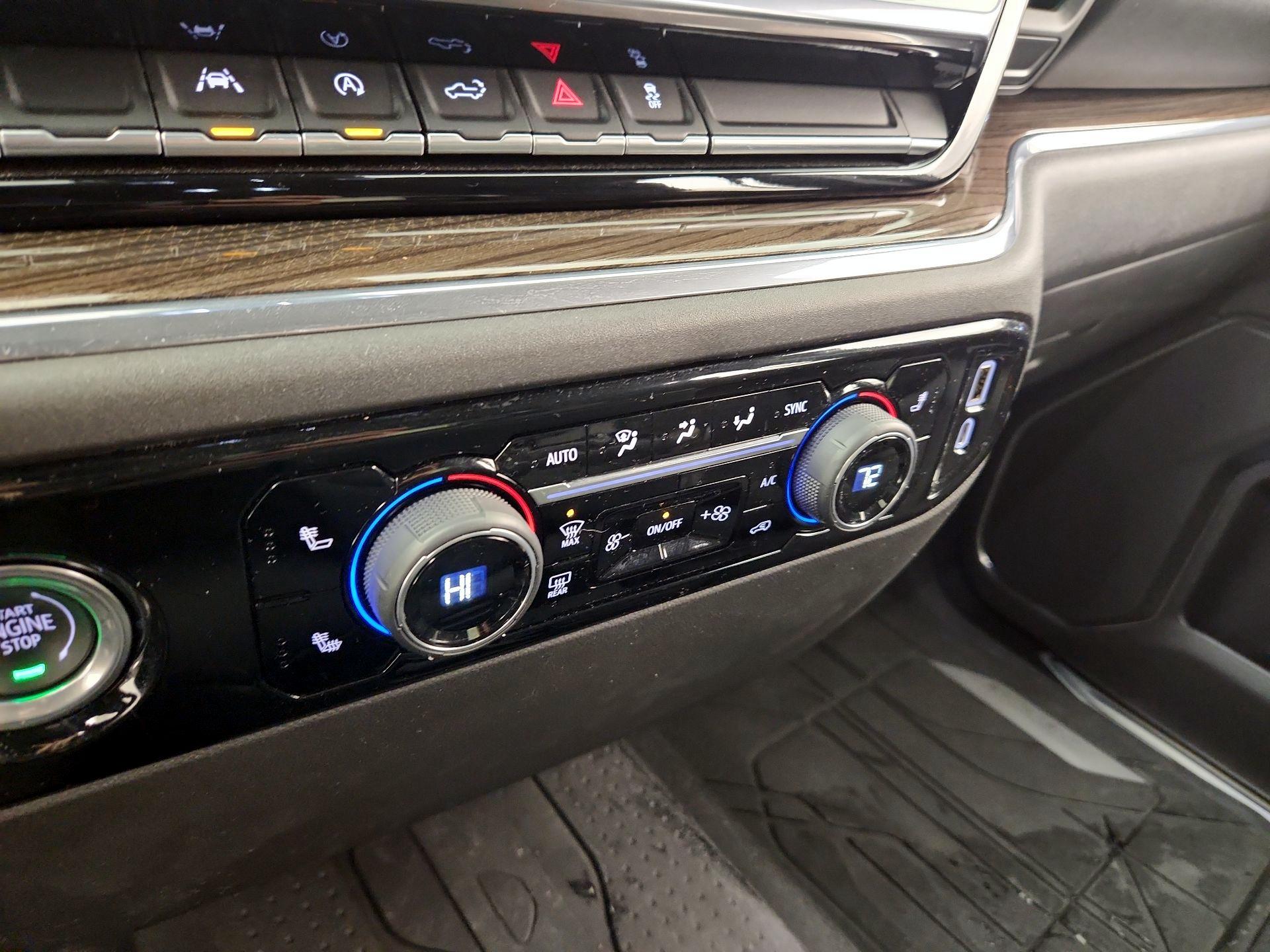 Thumbnail: 2023 Chevrolet Silverado 1500 - 17