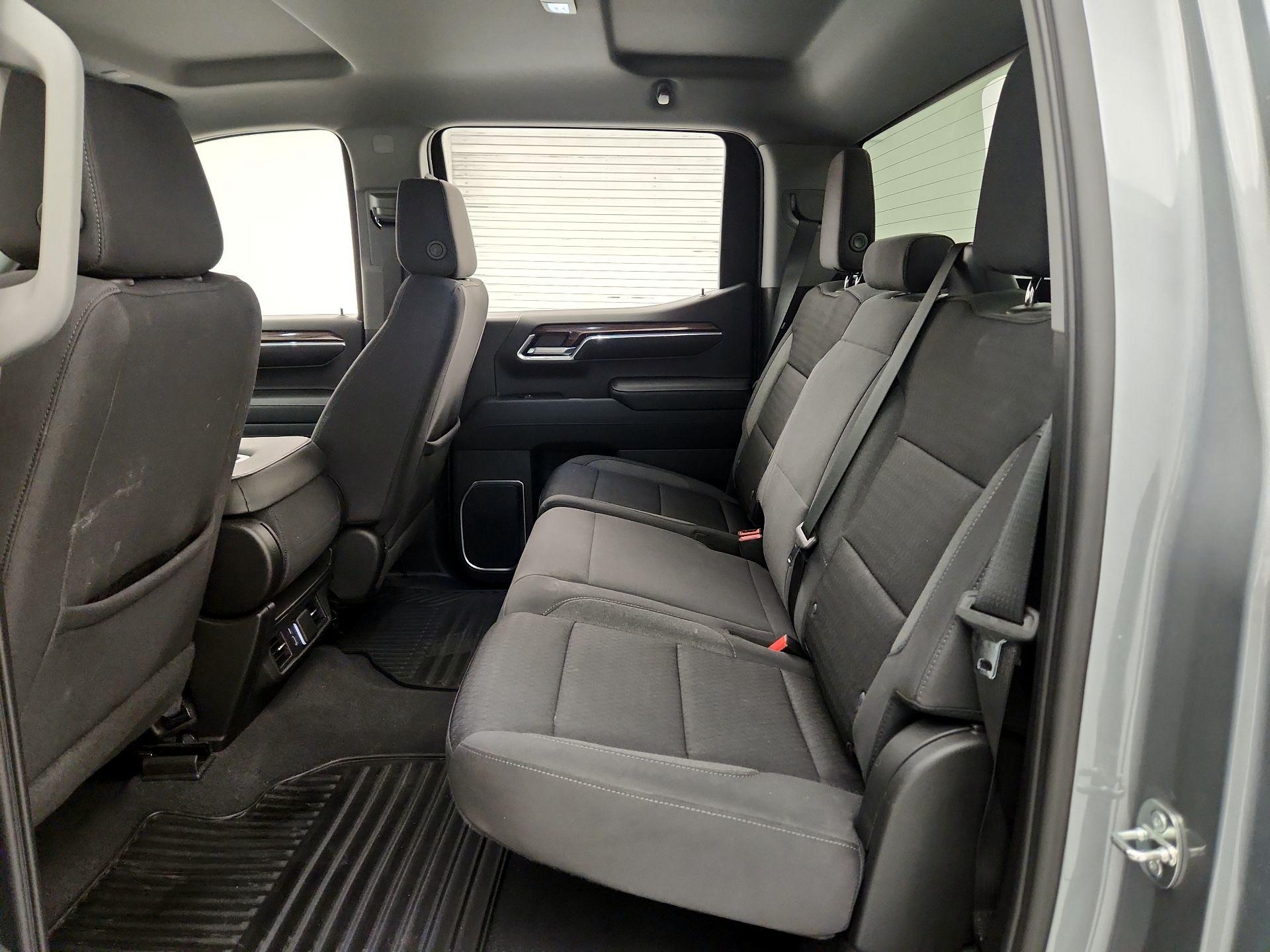 Thumbnail: 2023 Chevrolet Silverado 1500 - 20