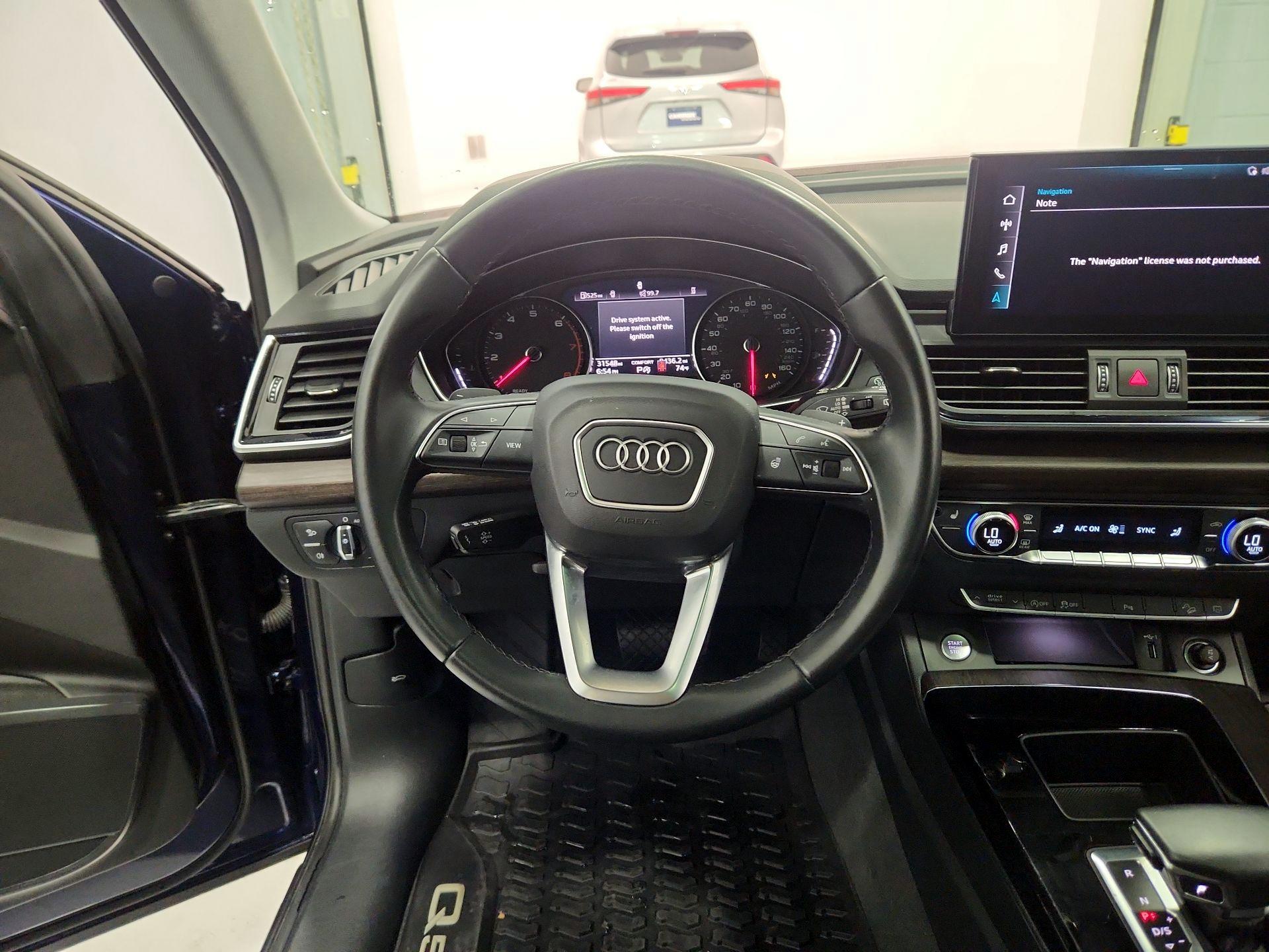 Thumbnail: 2022 Audi Q5 - 10