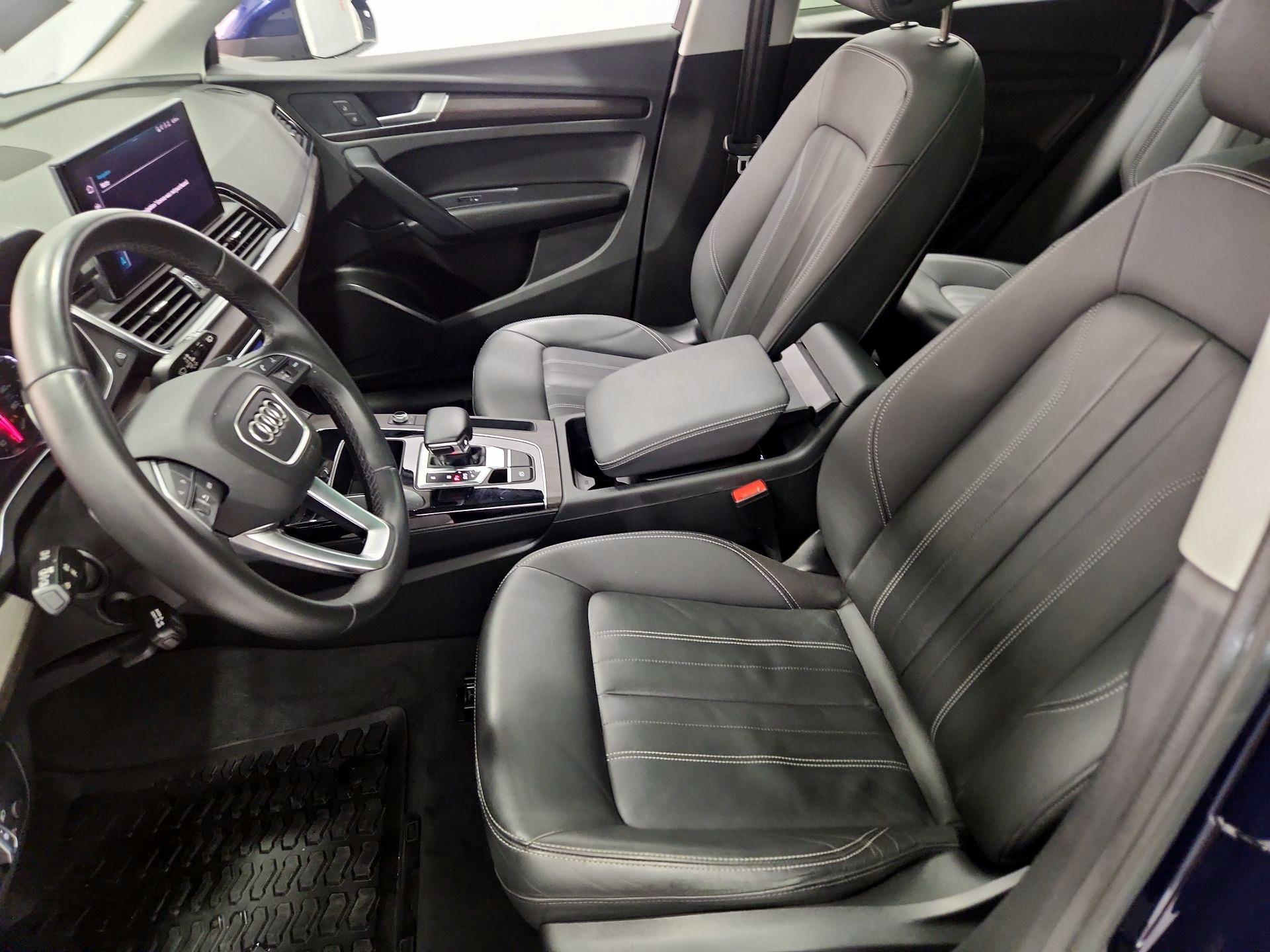 Thumbnail: 2022 Audi Q5 - 11