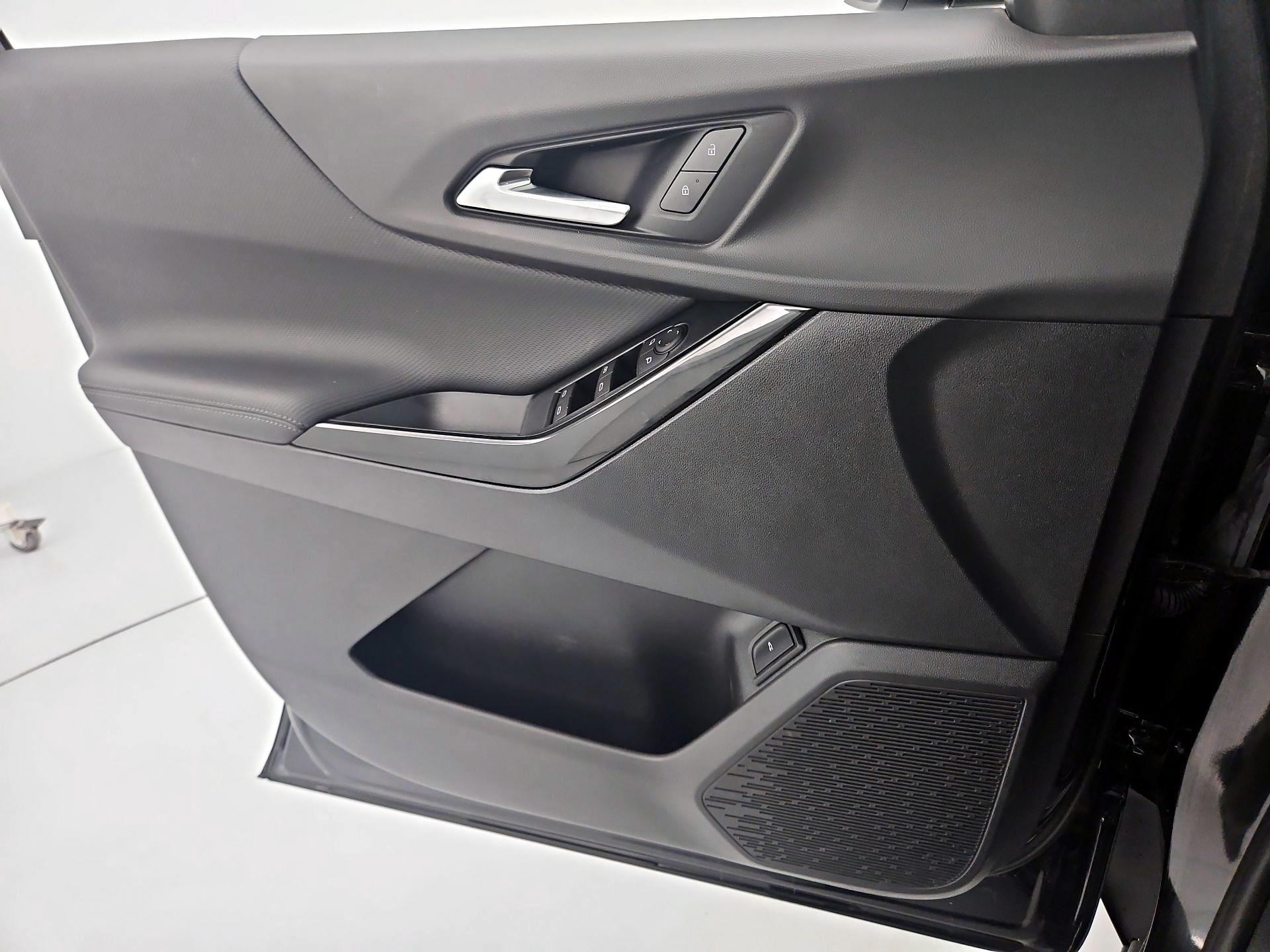 Thumbnail: 2026 Chevrolet Equinox - 12