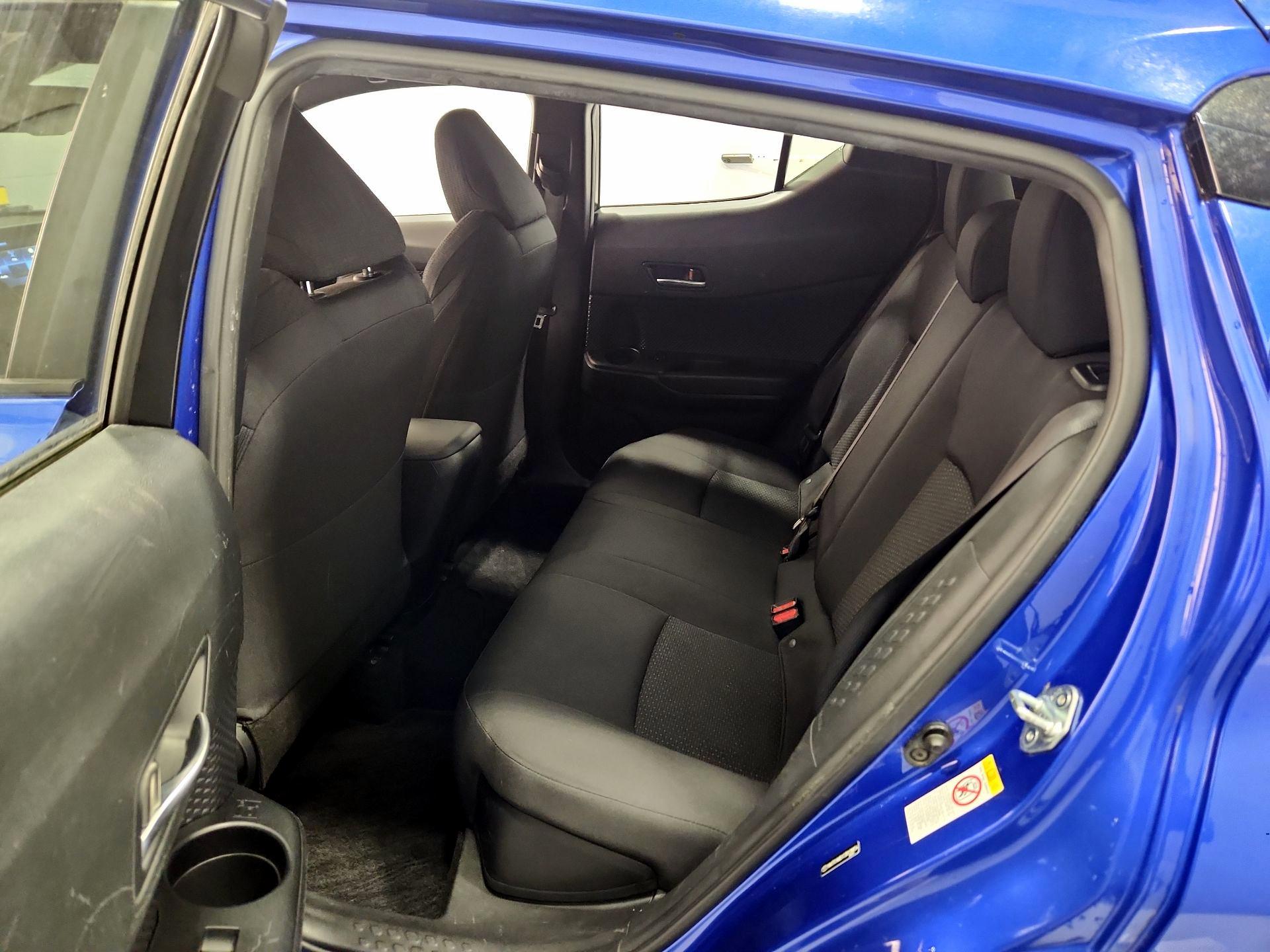 Thumbnail: 2018 Toyota C-HR - 19