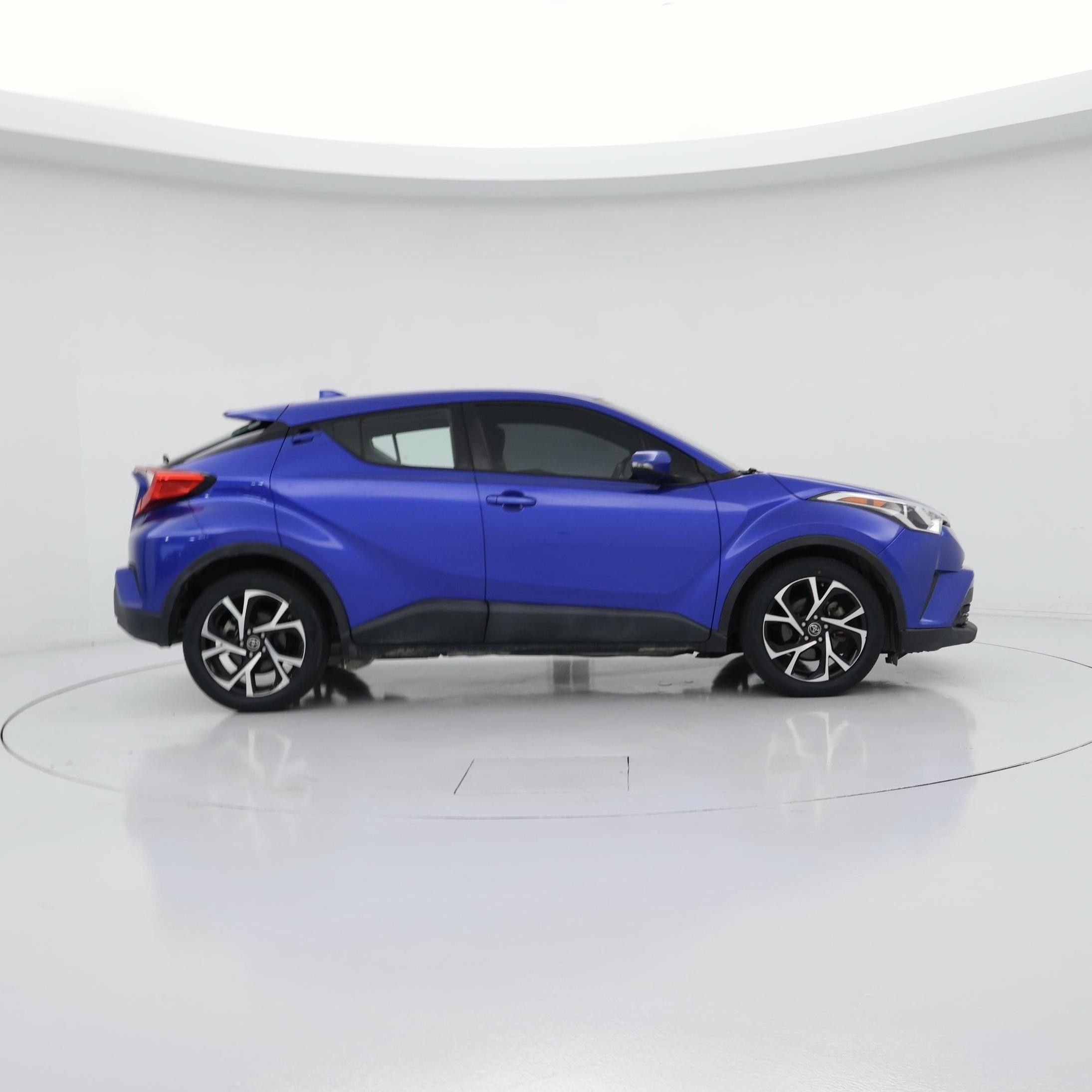 Thumbnail: 2018 Toyota C-HR - 7