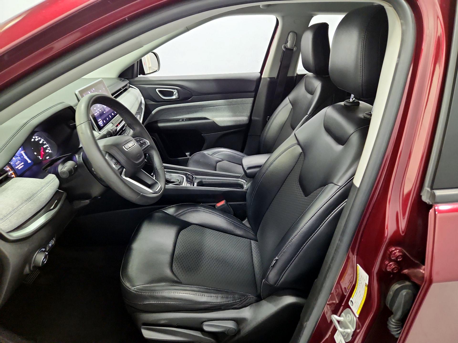 Thumbnail: 2022 Jeep Compass - 11