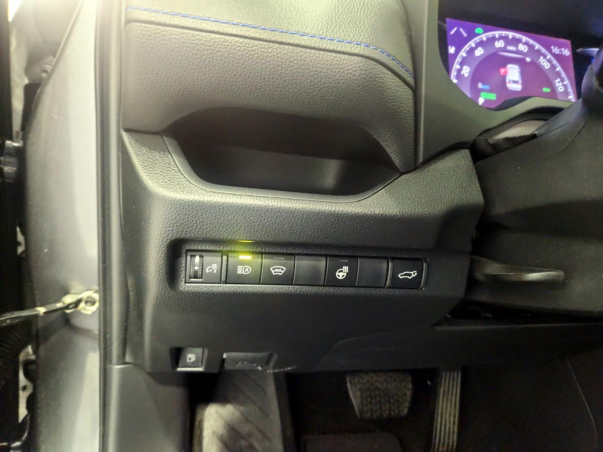 Thumbnail: 2023 Toyota RAV4 - 13