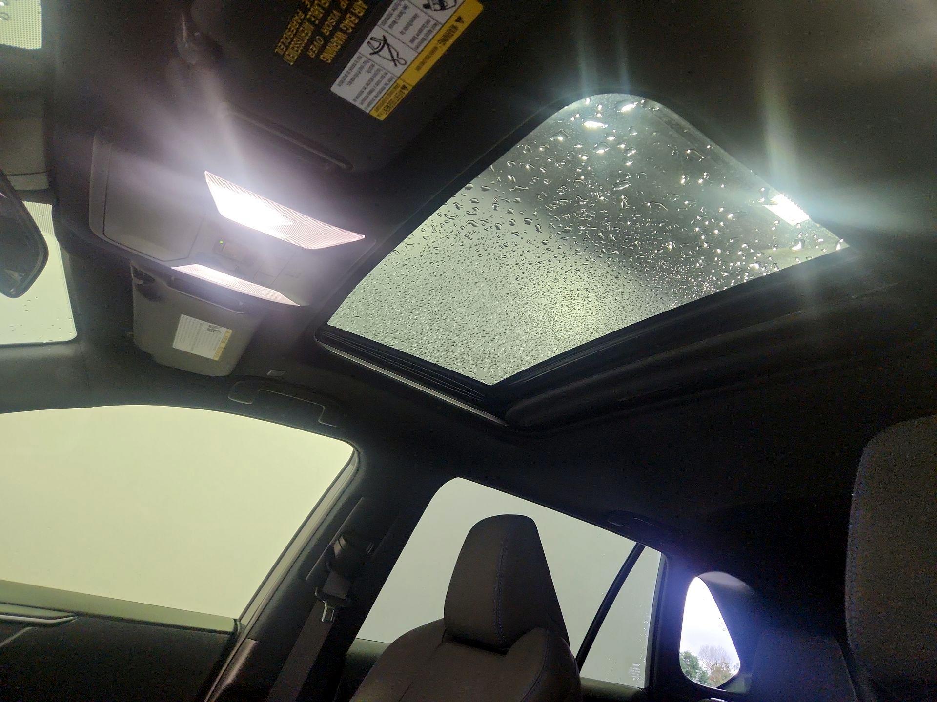 Thumbnail: 2023 Toyota RAV4 - 20