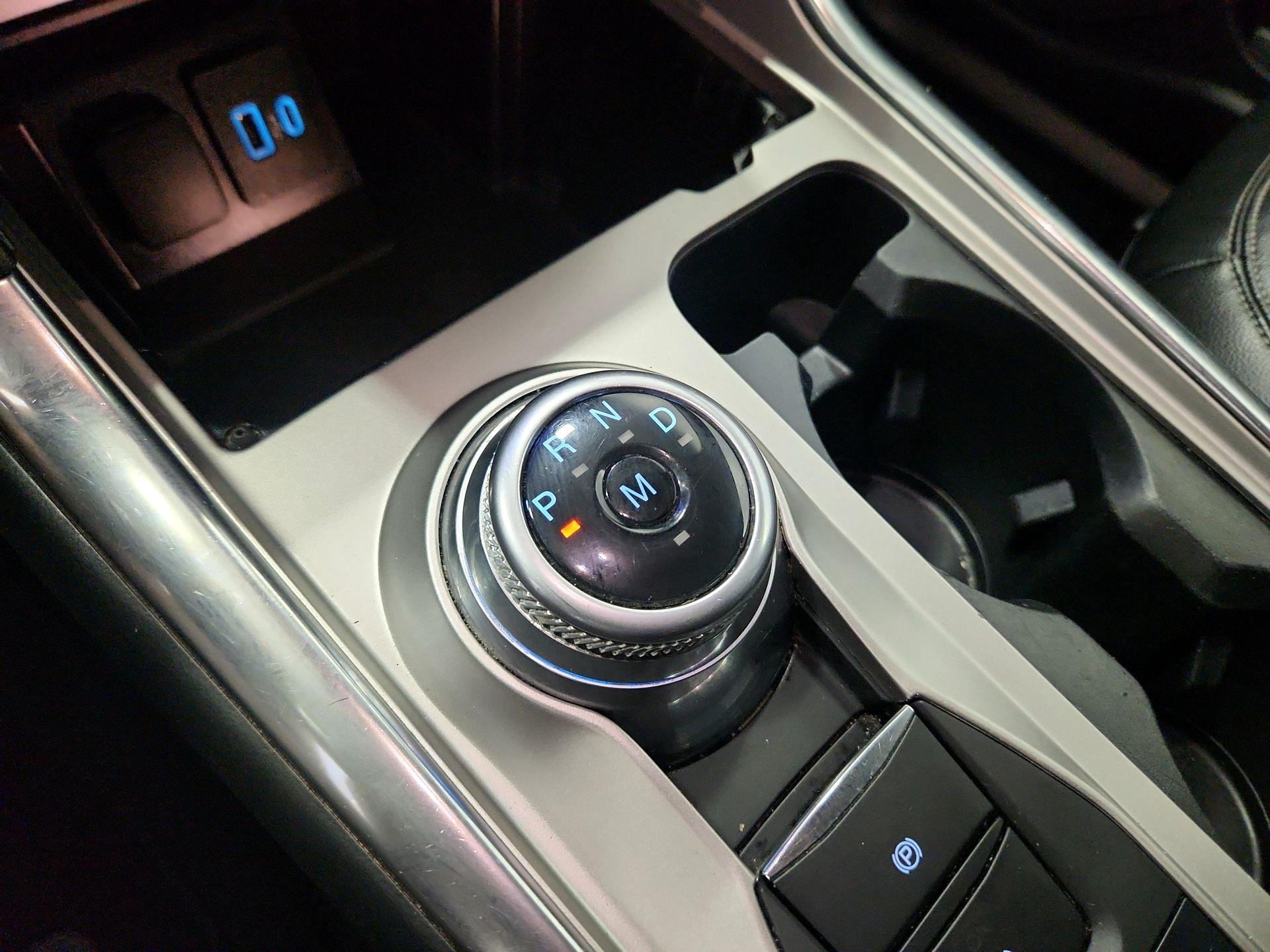 Thumbnail: 2020 Ford Explorer - 17