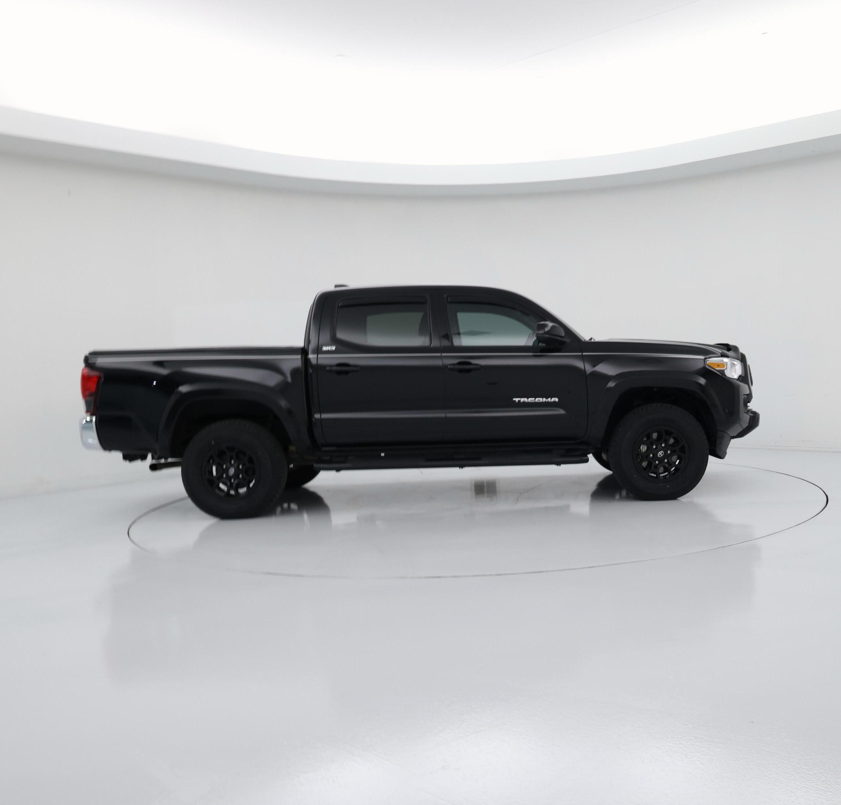 Thumbnail: 2021 Toyota Tacoma - 7