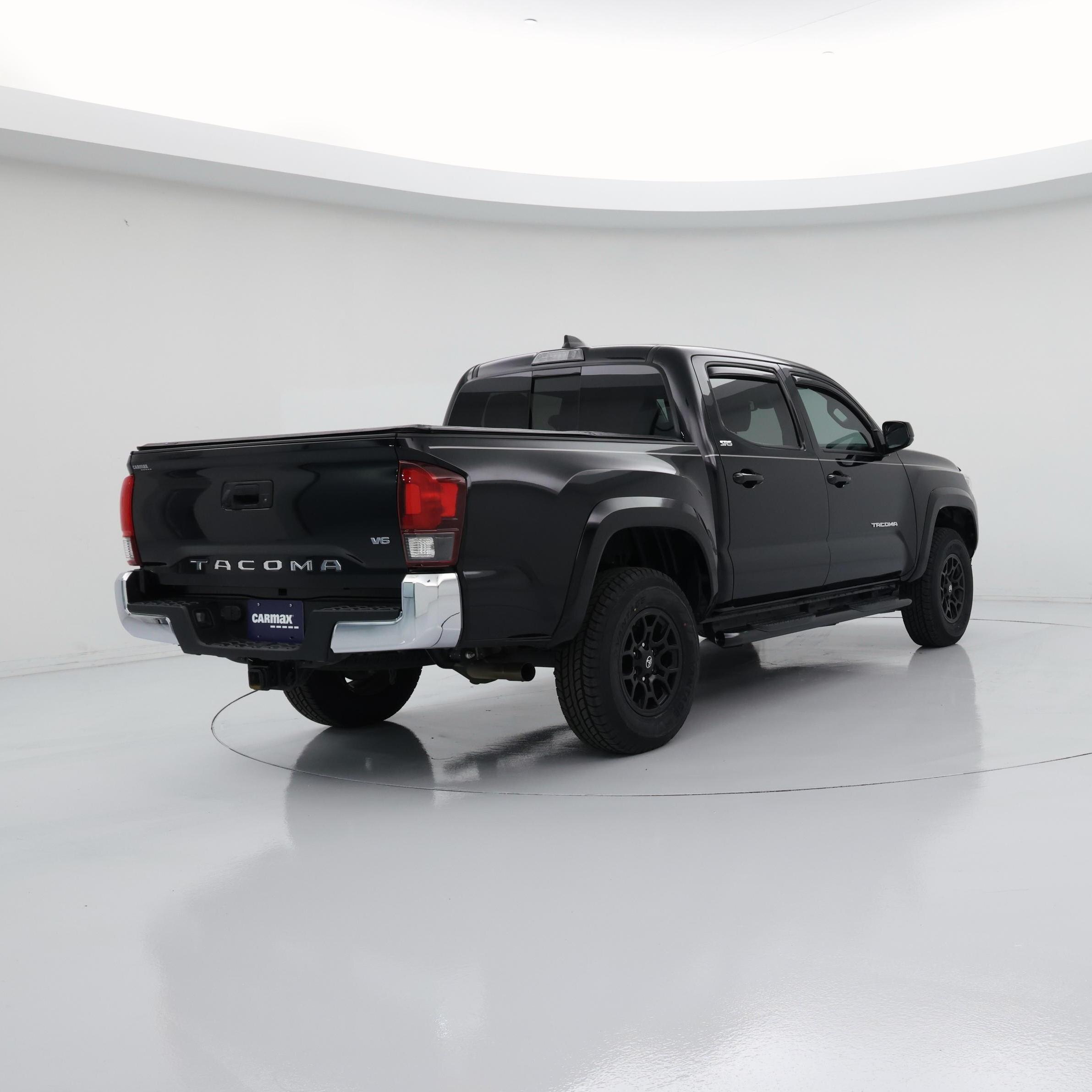 Thumbnail: 2021 Toyota Tacoma - 8