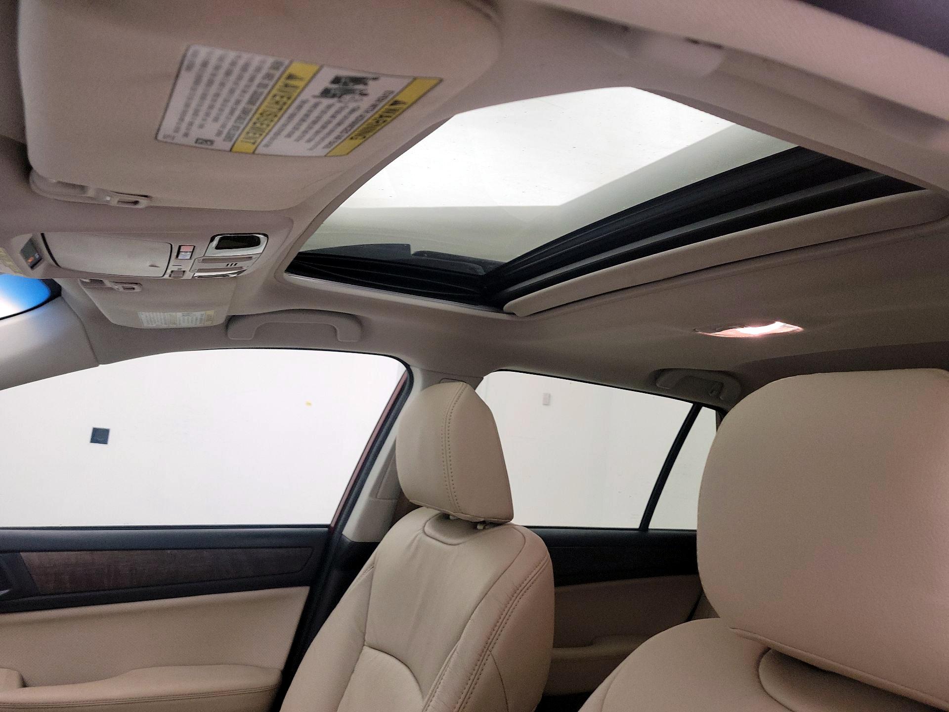 Thumbnail: 2016 Subaru Outback - 20