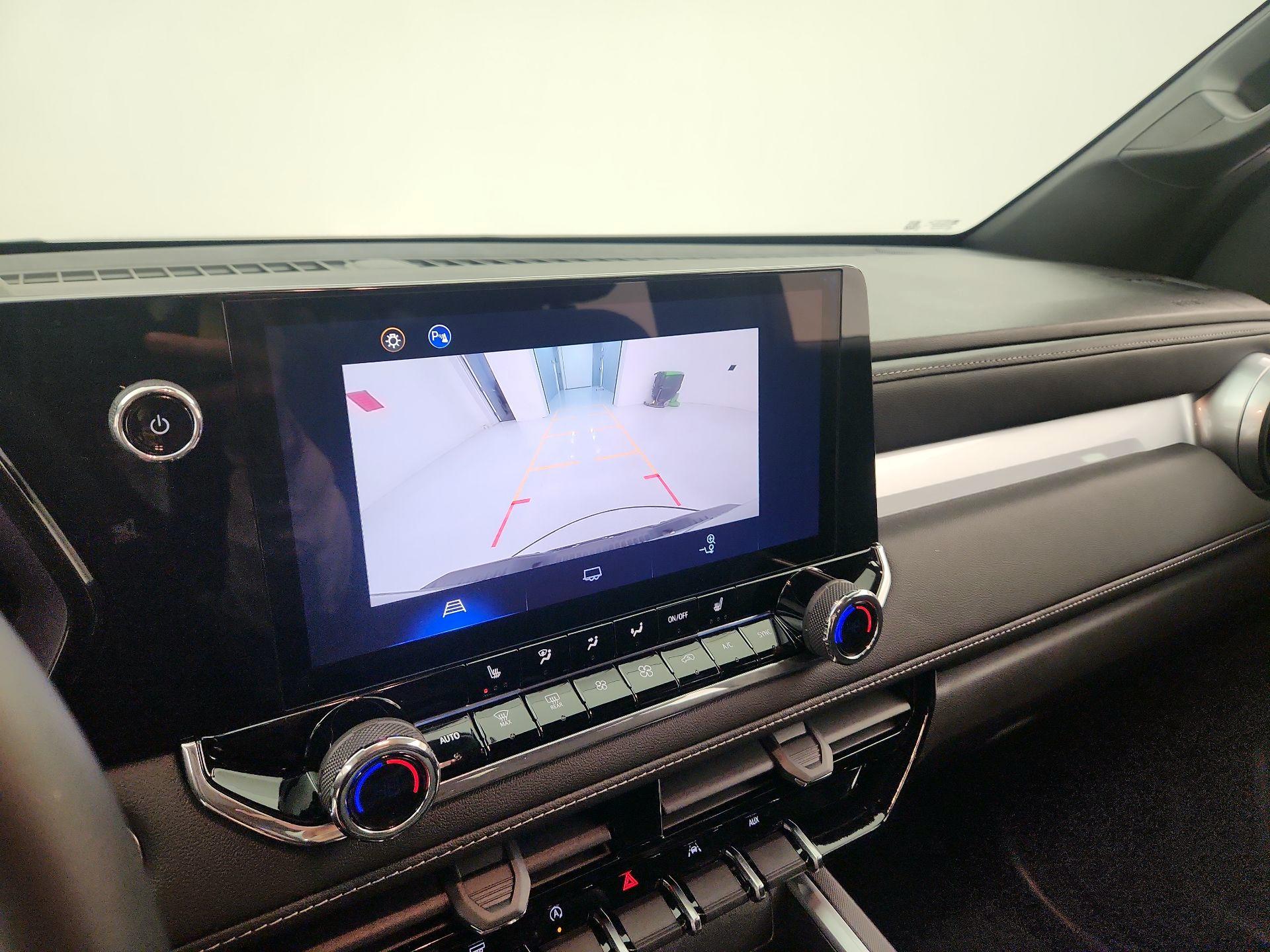 Thumbnail: 2025 Chevrolet Colorado - 15