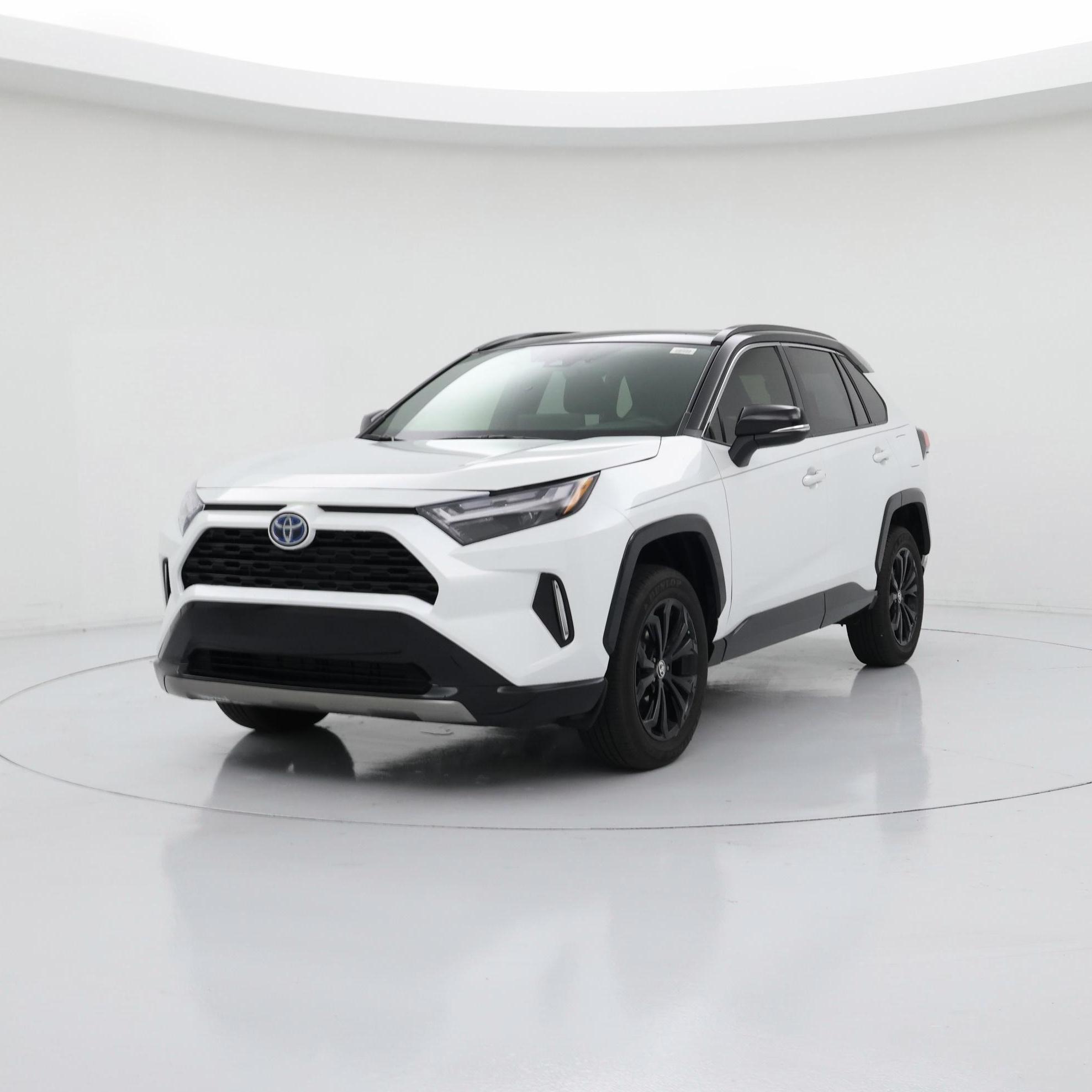 Thumbnail: 2024 Toyota RAV4 - 4