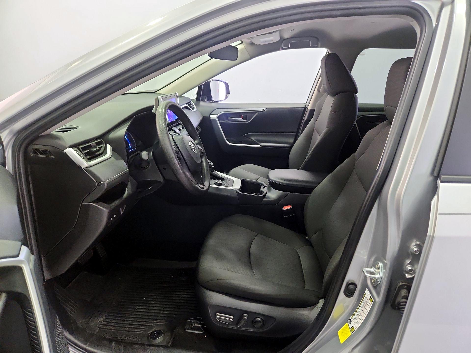 Thumbnail: 2024 Toyota RAV4 - 11