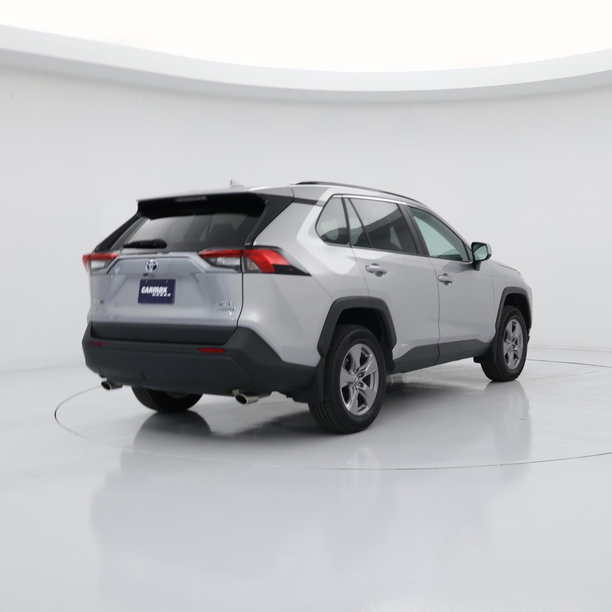 Thumbnail: 2024 Toyota RAV4 - 8