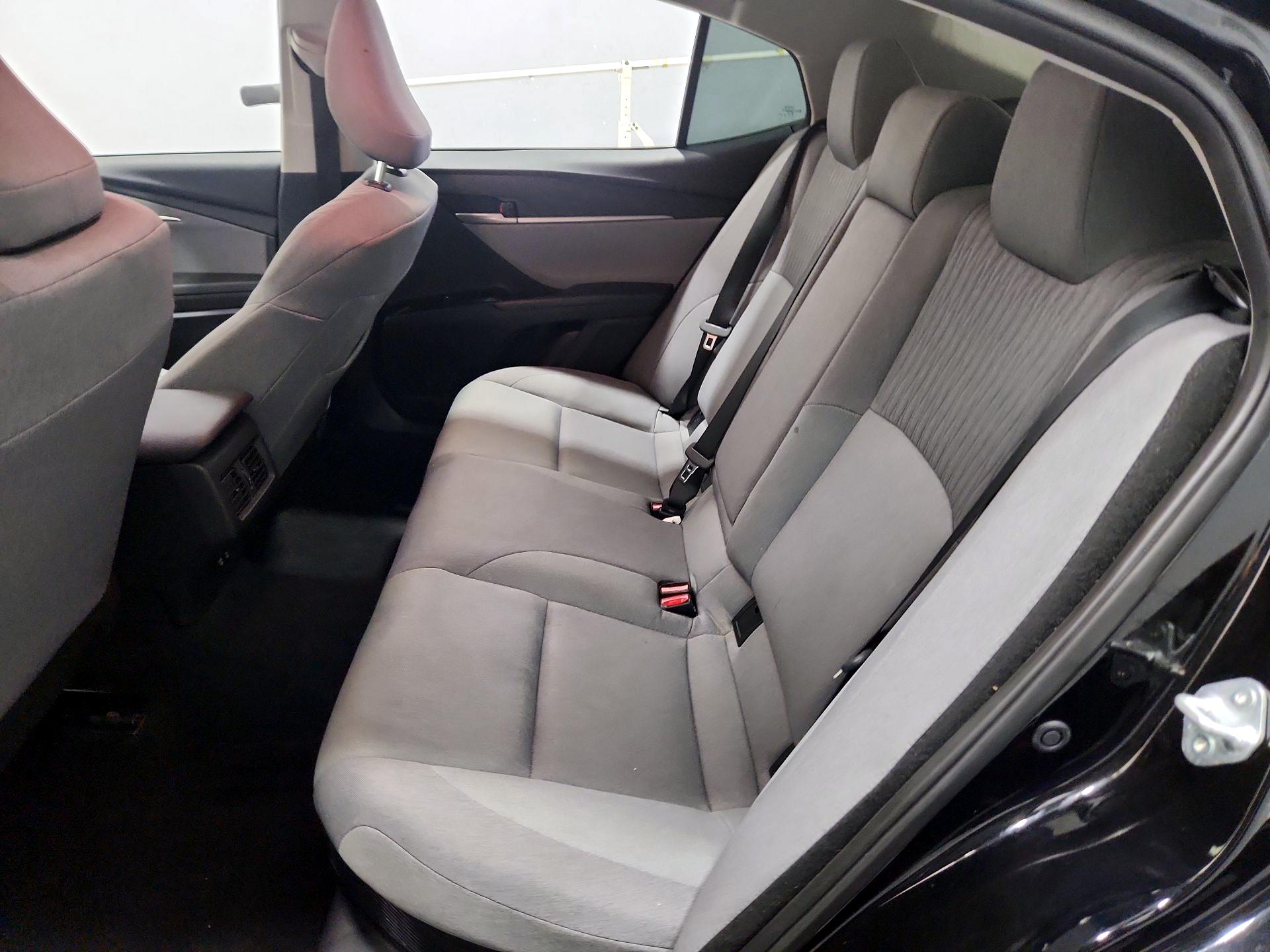 Thumbnail: 2025 Toyota Camry - 20