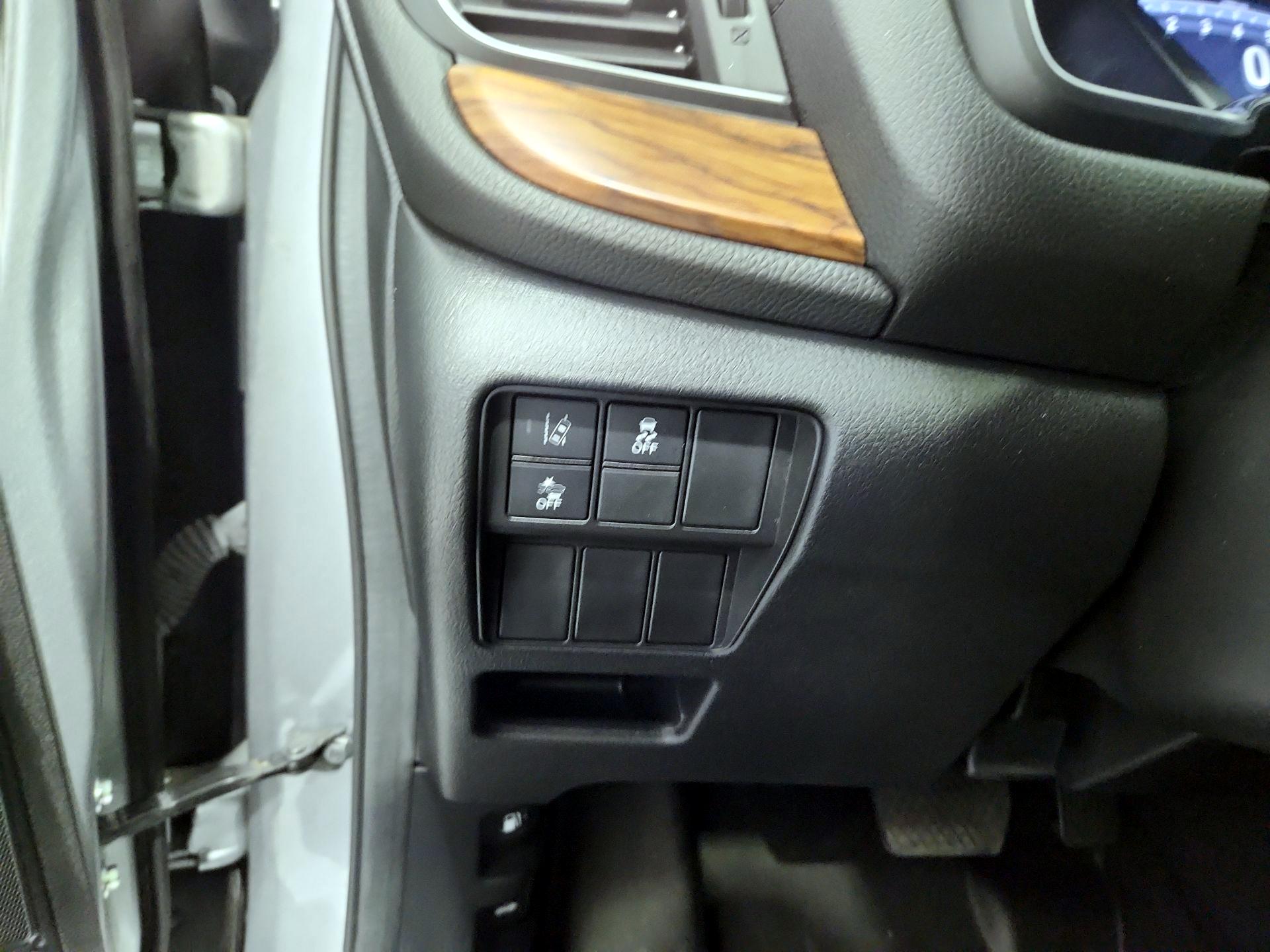 Thumbnail: 2018 Honda CR-V - 13