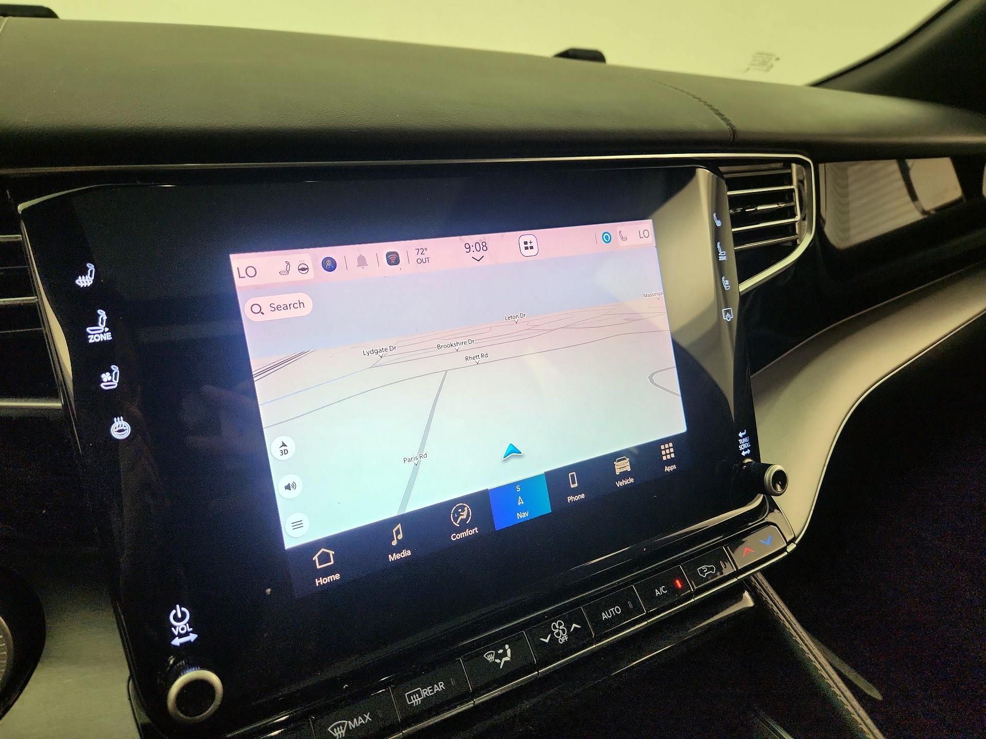 Thumbnail: 2023 Jeep Wagoneer - 14