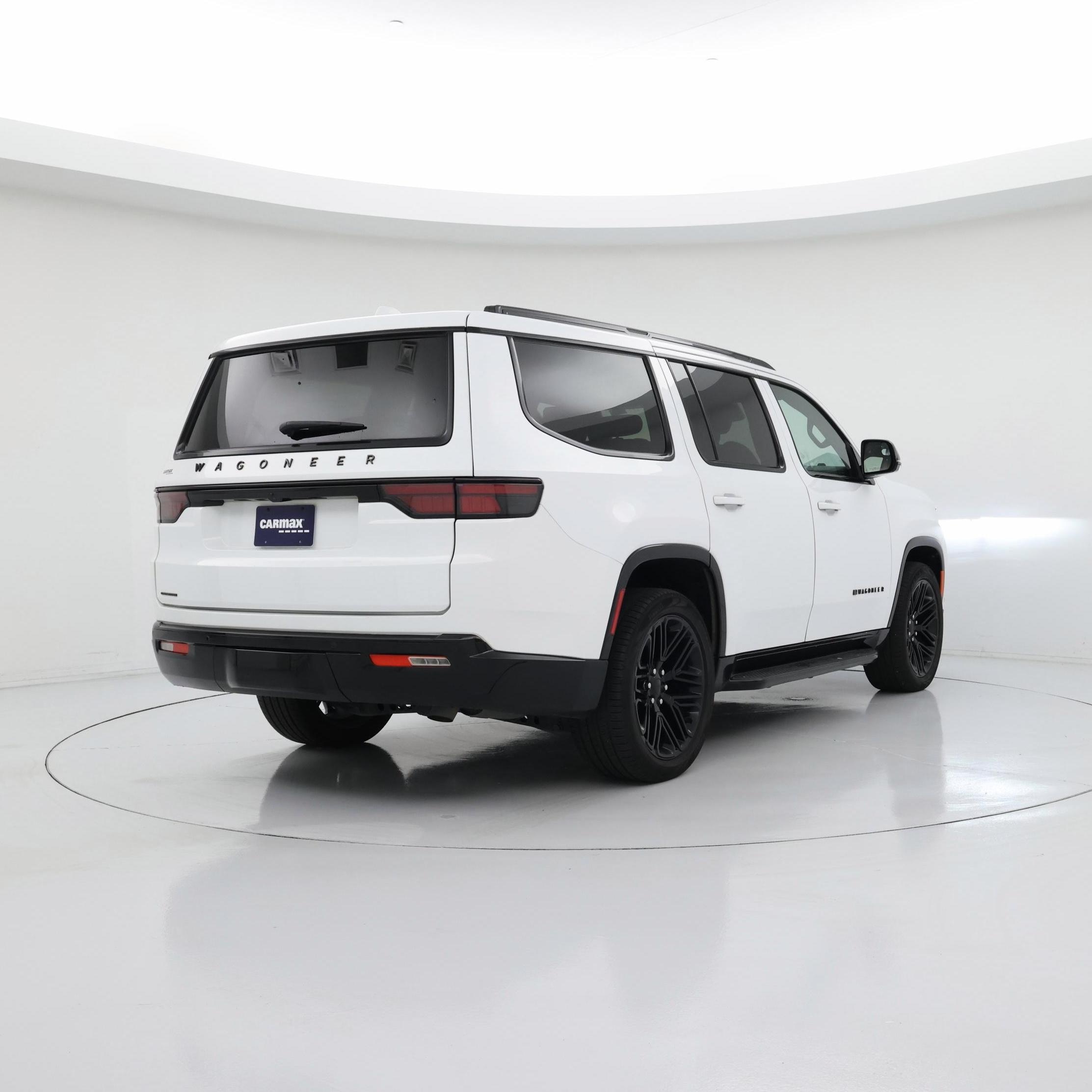 Thumbnail: 2023 Jeep Wagoneer - 8