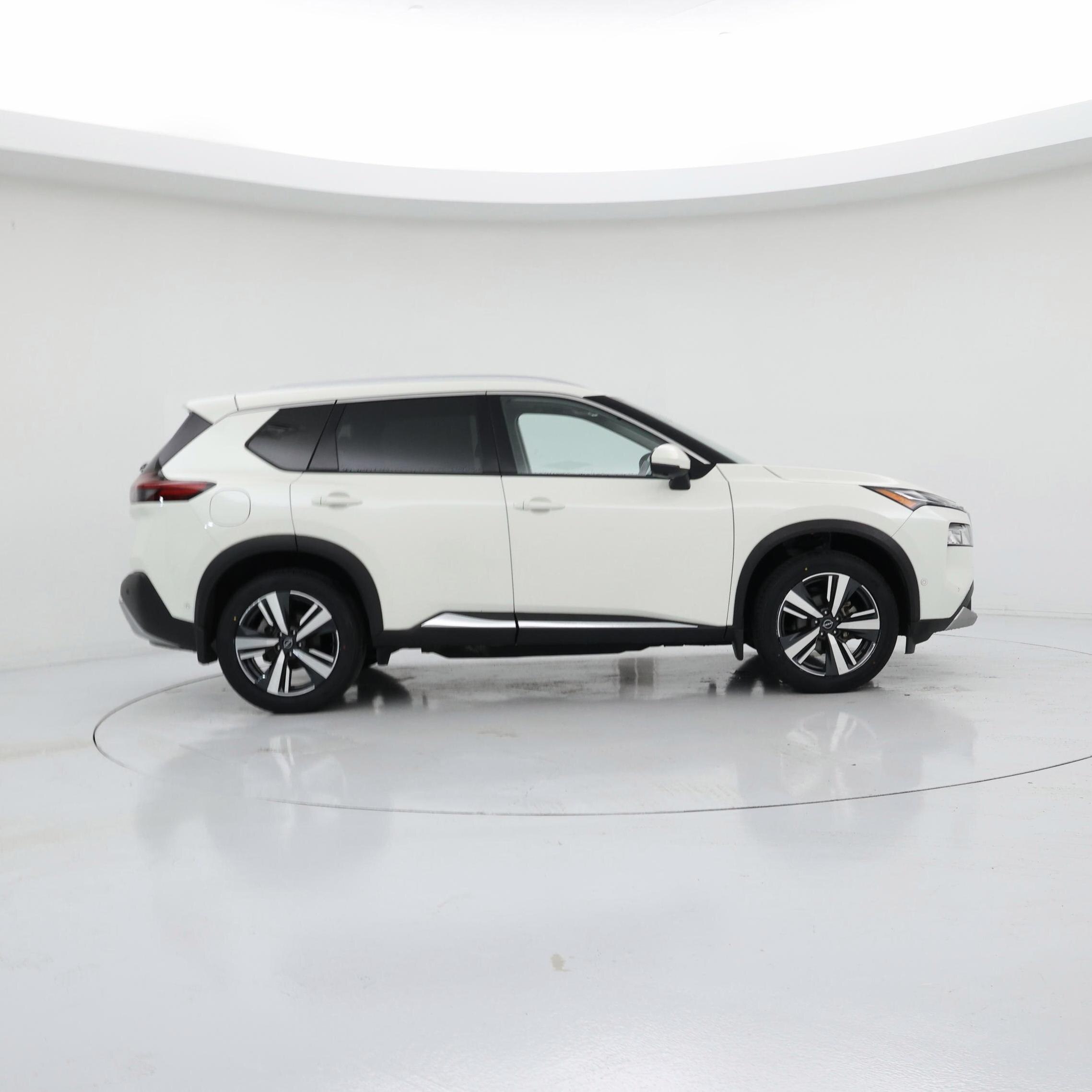 Thumbnail: 2022 Nissan Rogue - 7