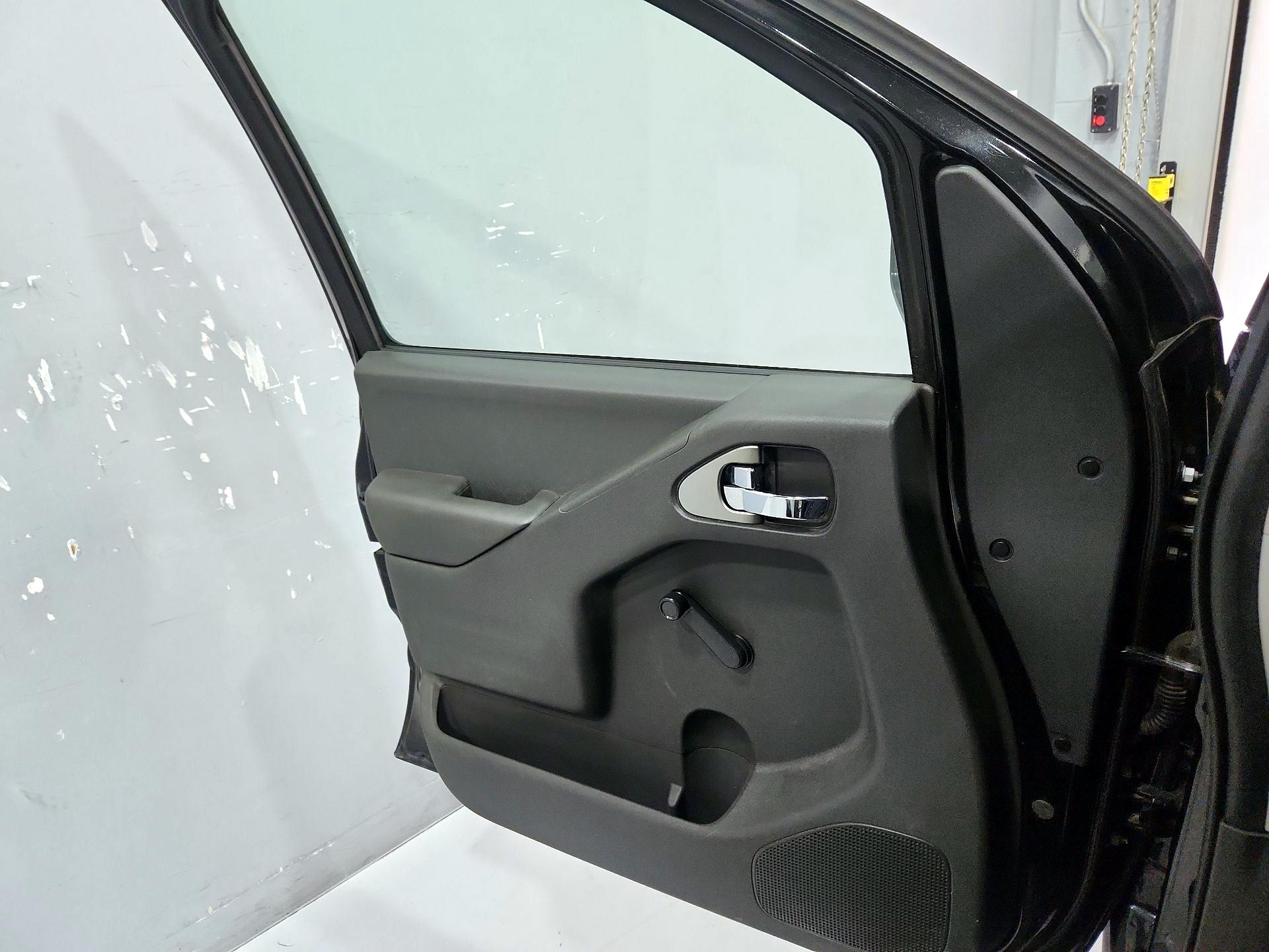 Thumbnail: 2018 Nissan Frontier - 12