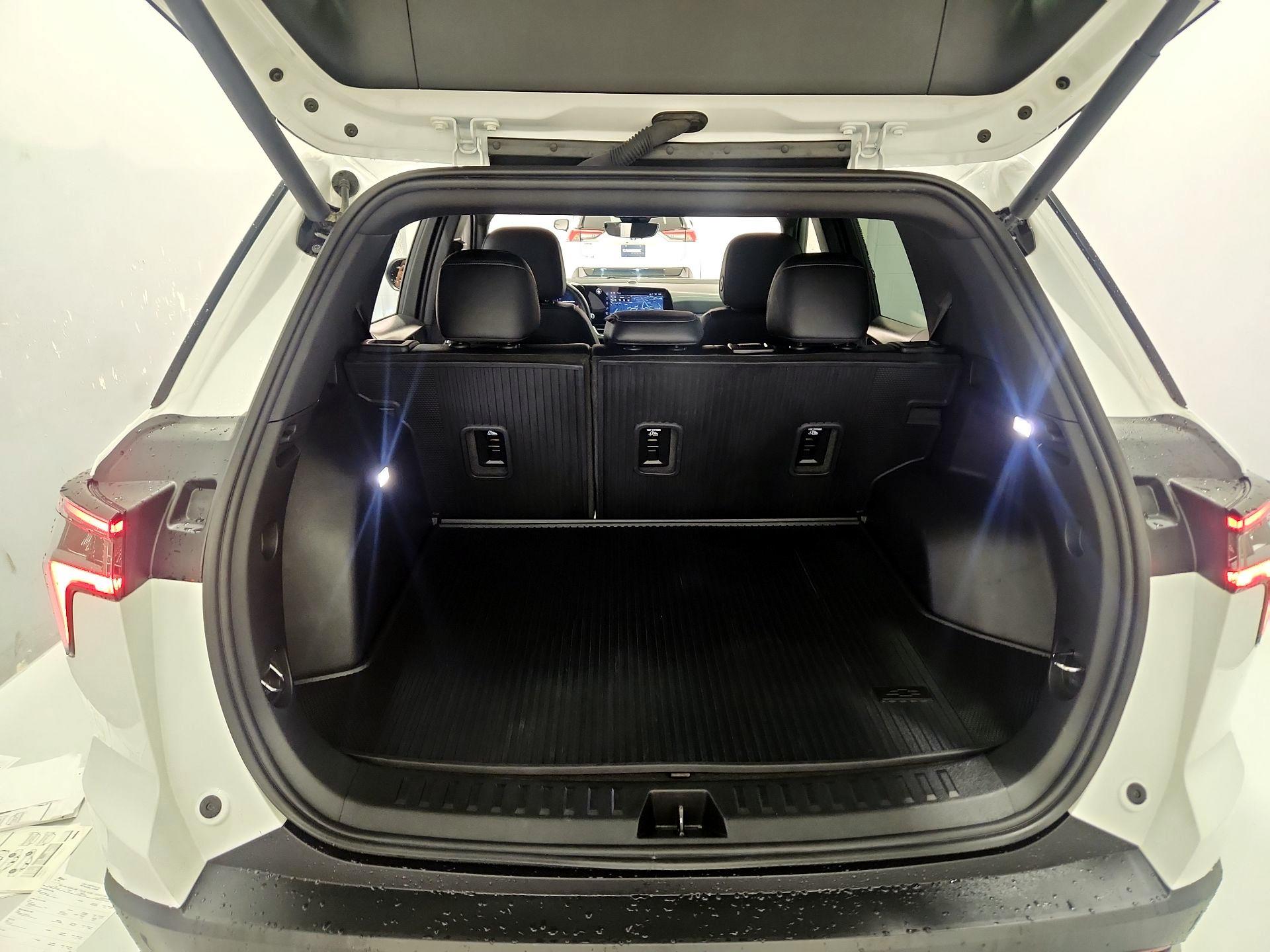 Thumbnail: 2025 Chevrolet Equinox - 20