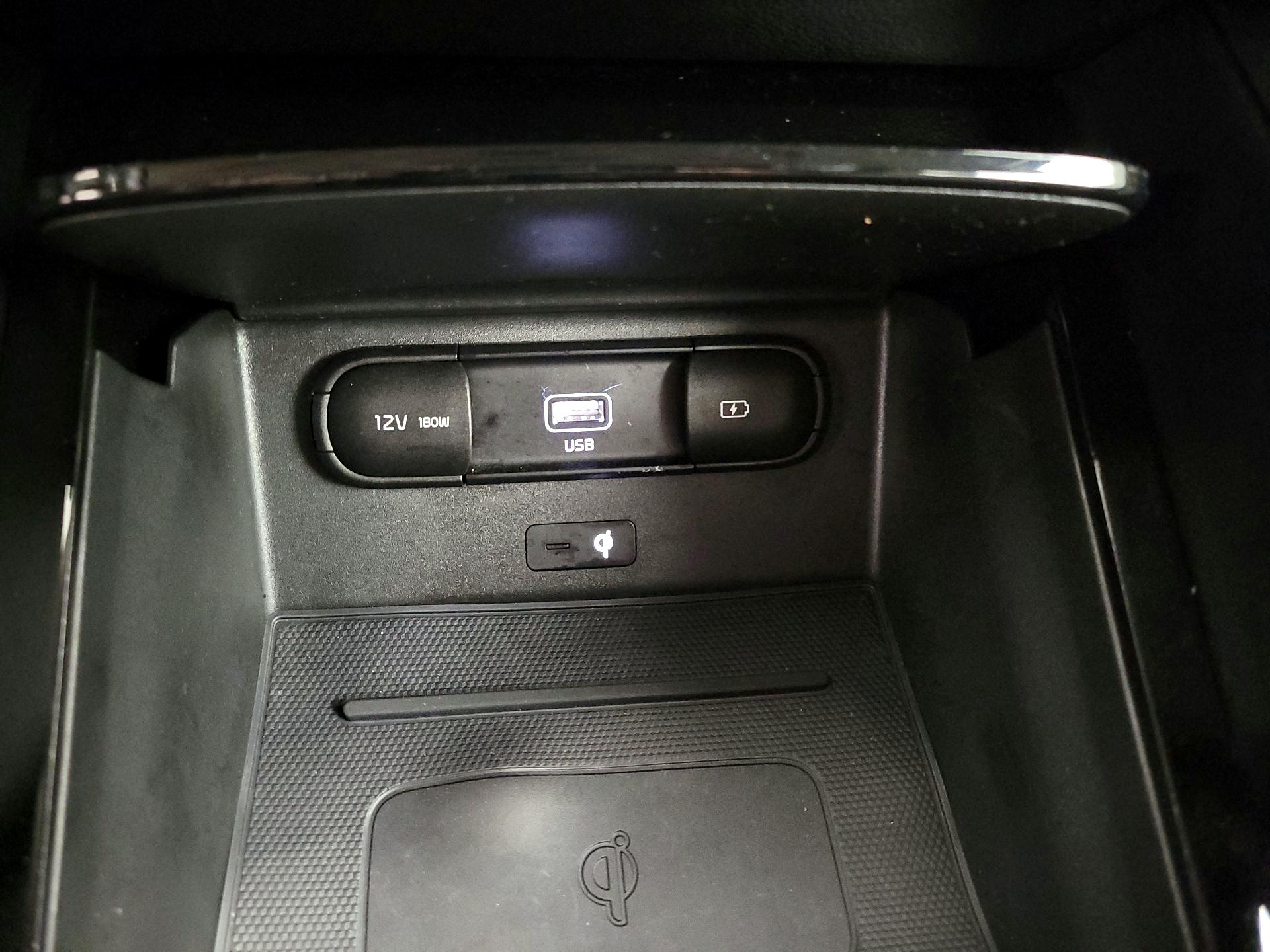 Thumbnail: 2022 Kia Telluride - 19