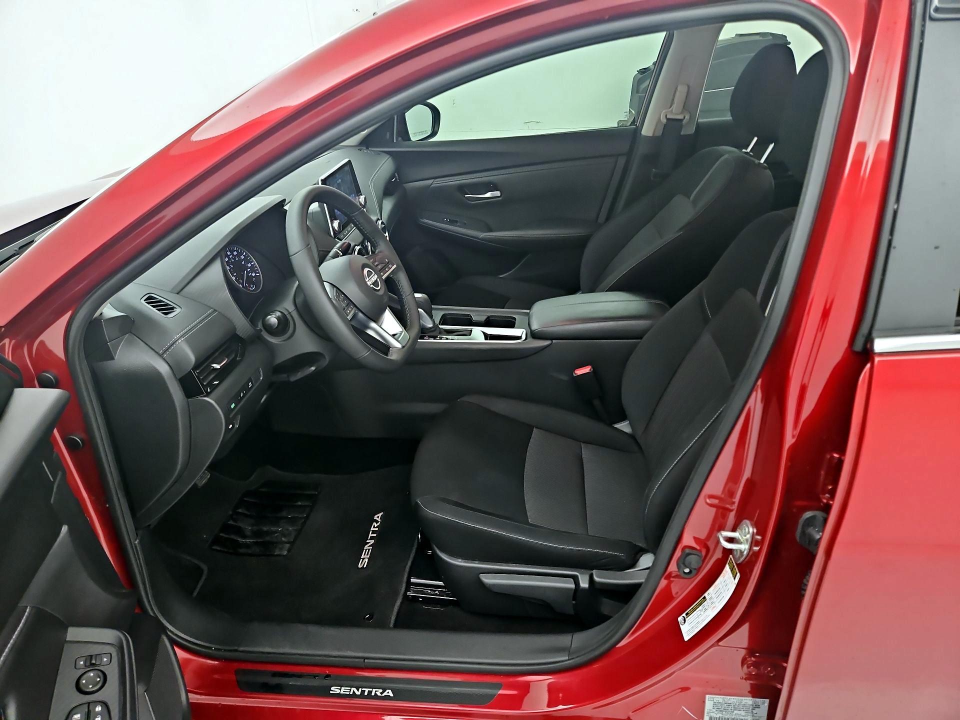 Thumbnail: 2025 Nissan Sentra - 11