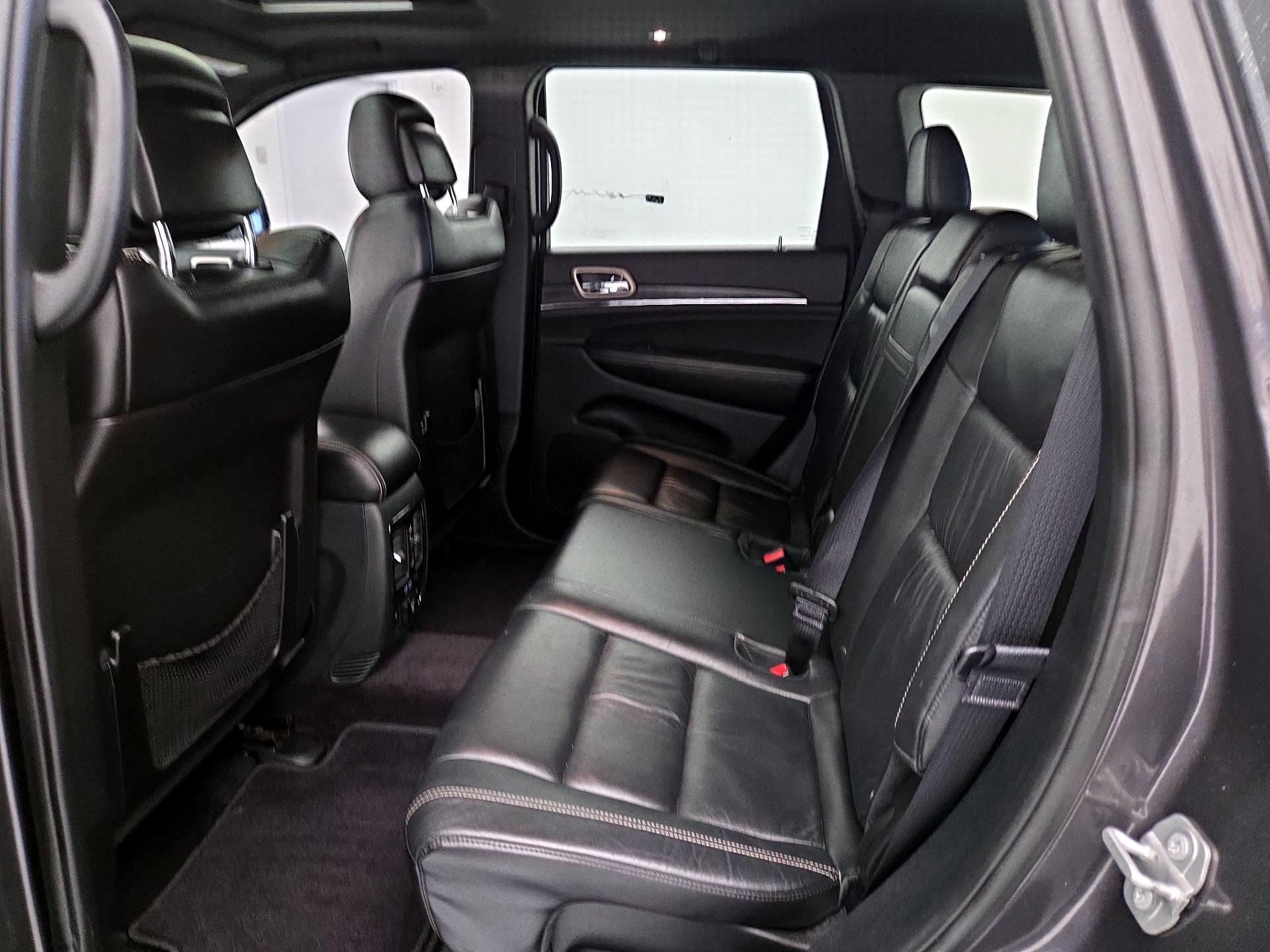 Thumbnail: 2016 Jeep Grand Cherokee - 20