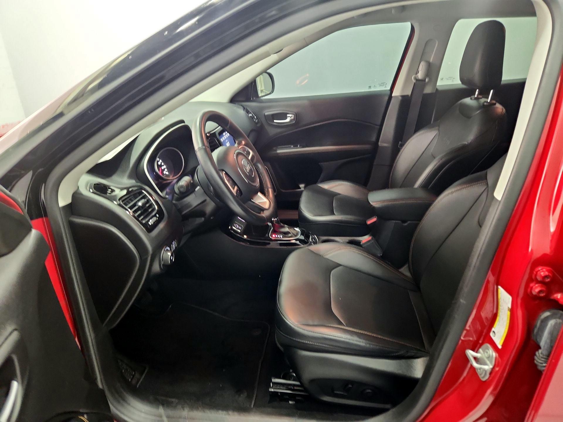 Thumbnail: 2019 Jeep Compass - 11