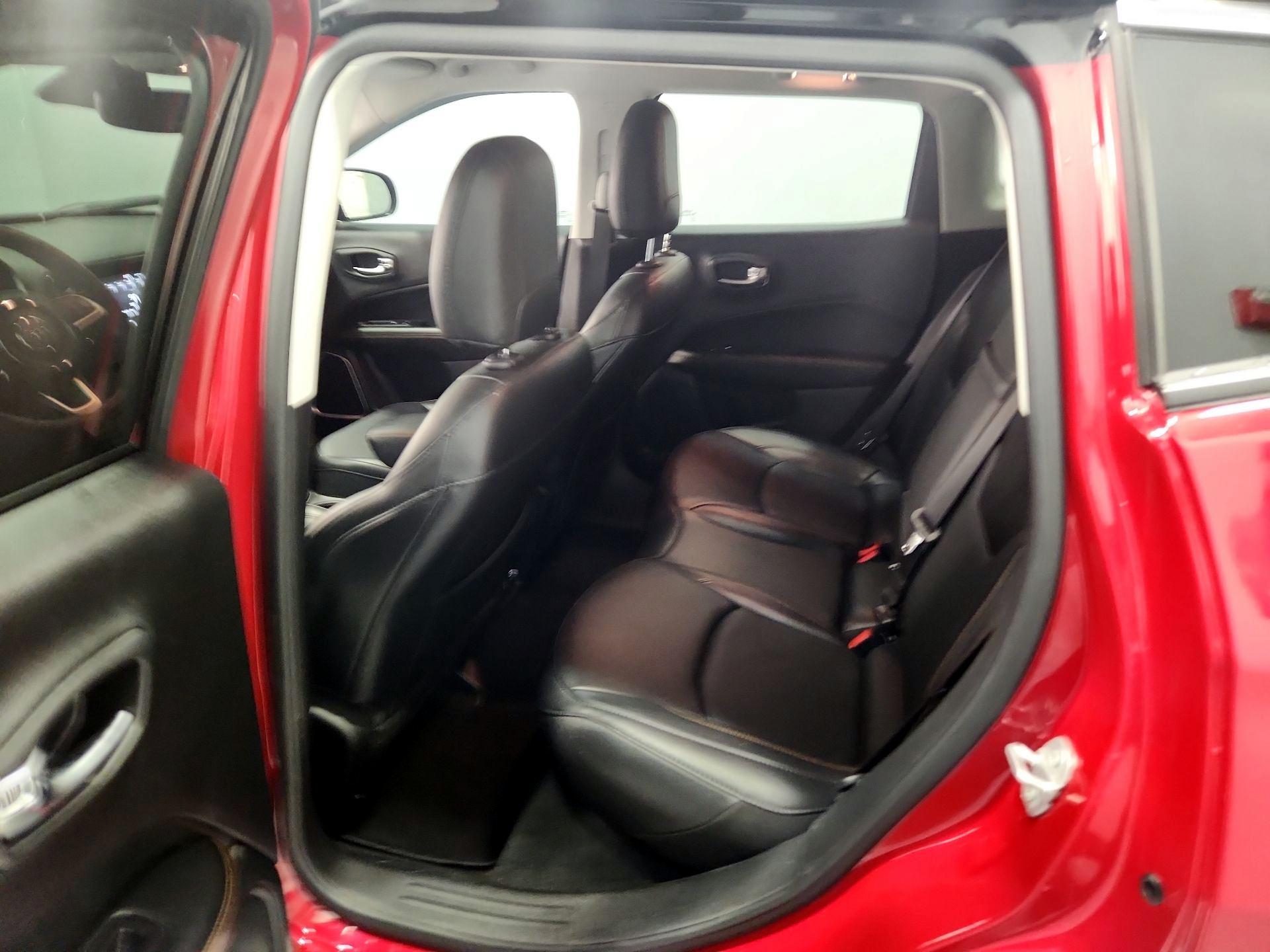 Thumbnail: 2019 Jeep Compass - 19