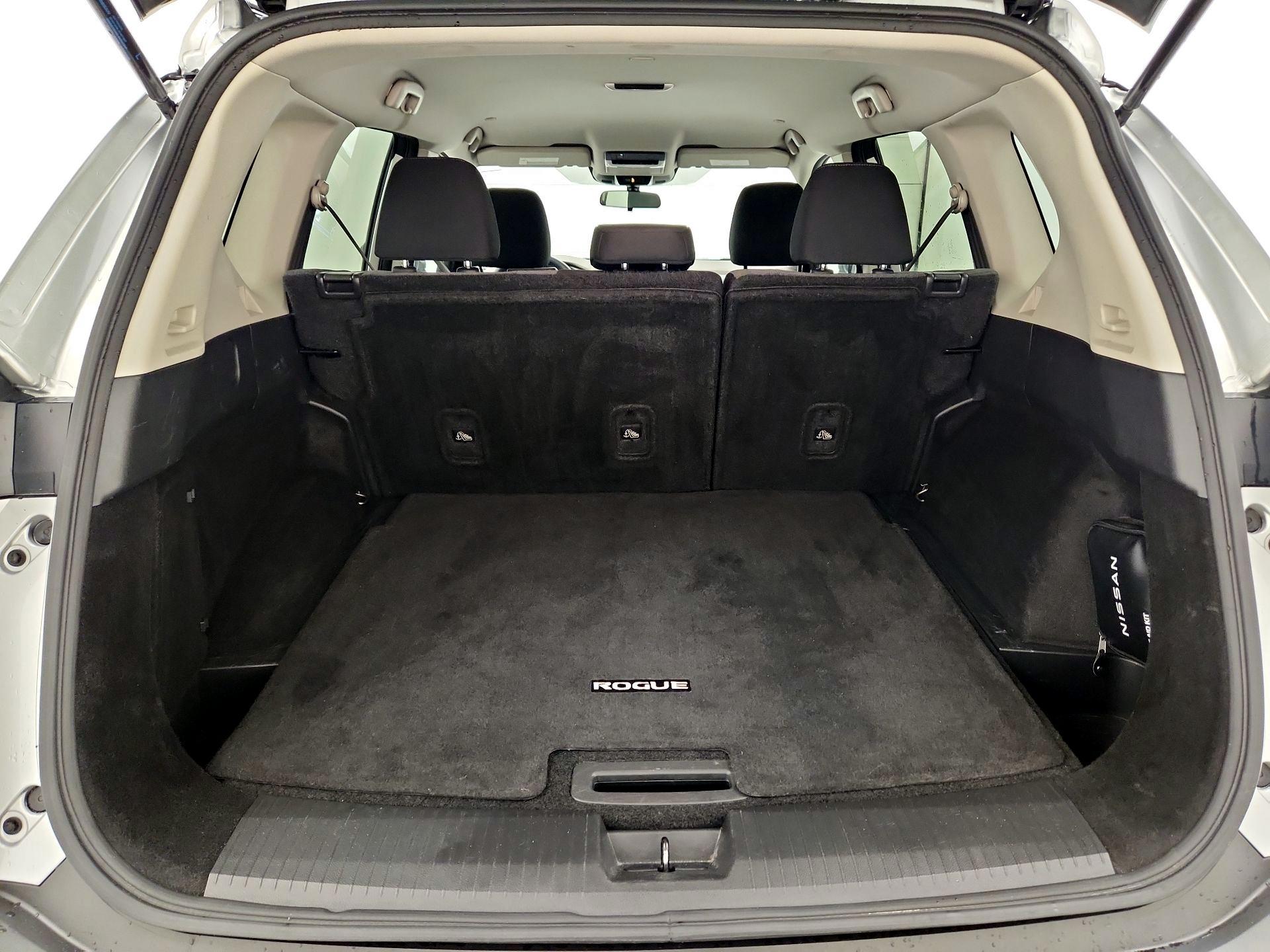Thumbnail: 2023 Nissan Rogue - 18