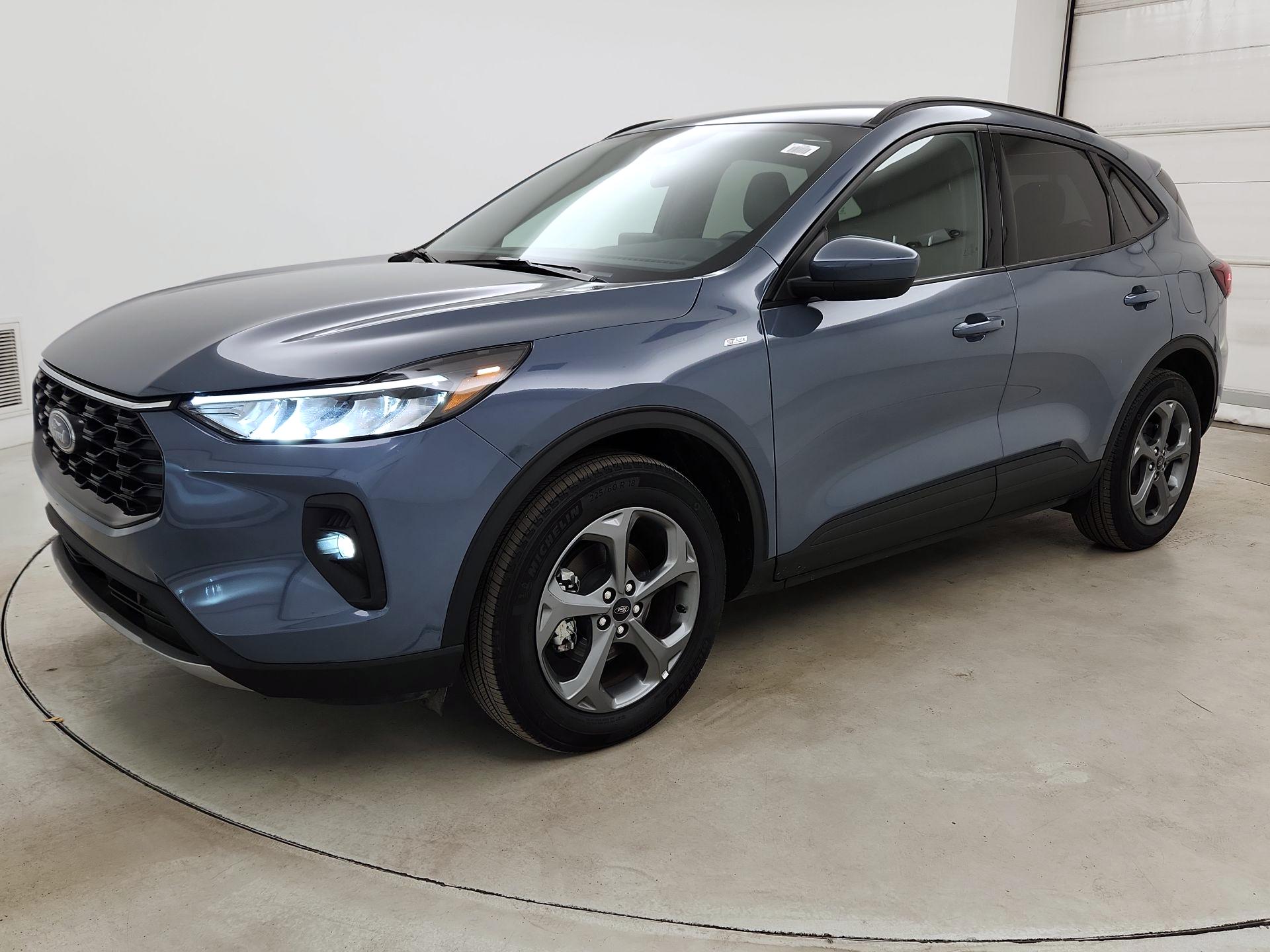 Thumbnail: 2025 Ford Escape - 3