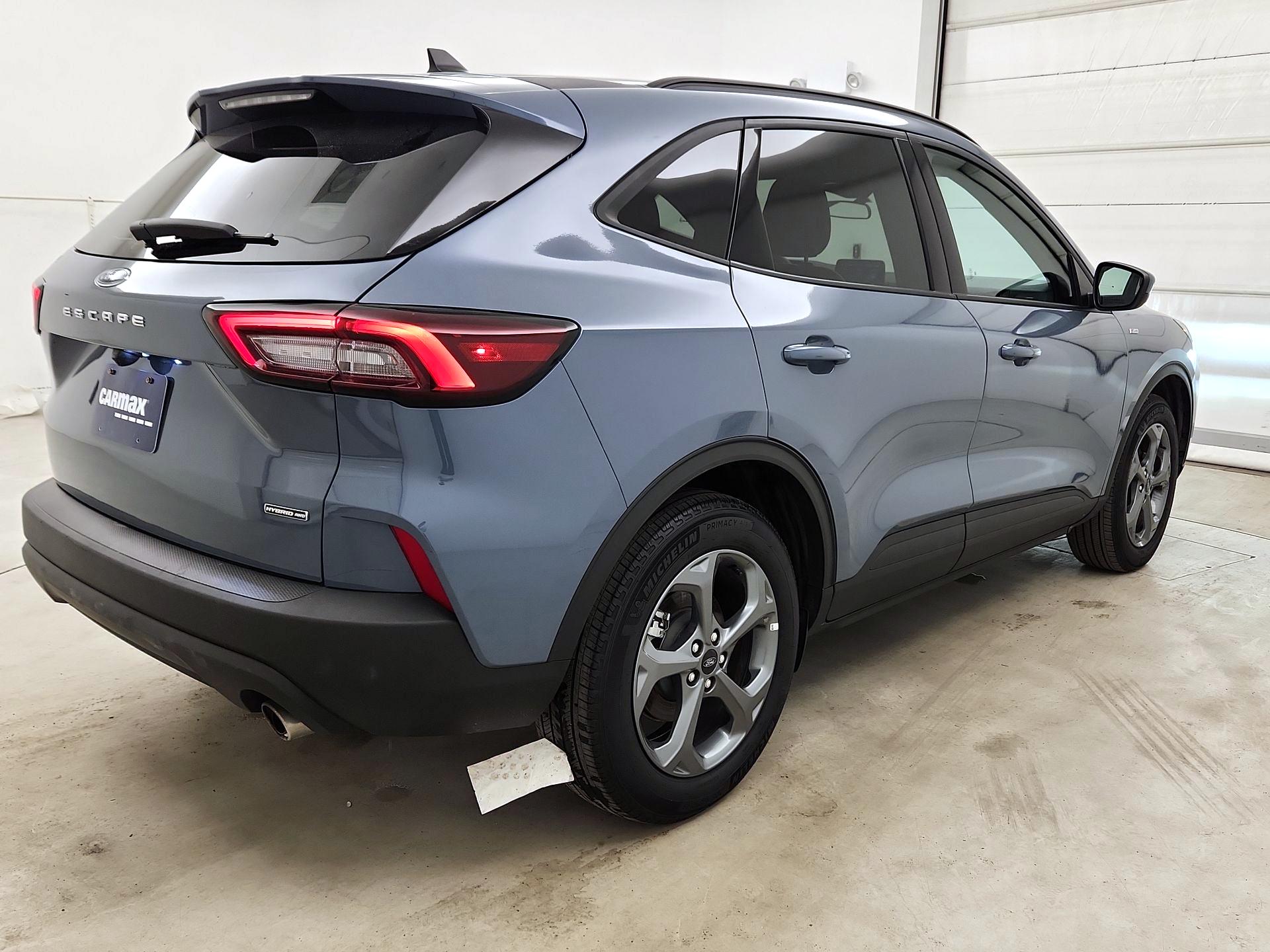 Thumbnail: 2025 Ford Escape - 5