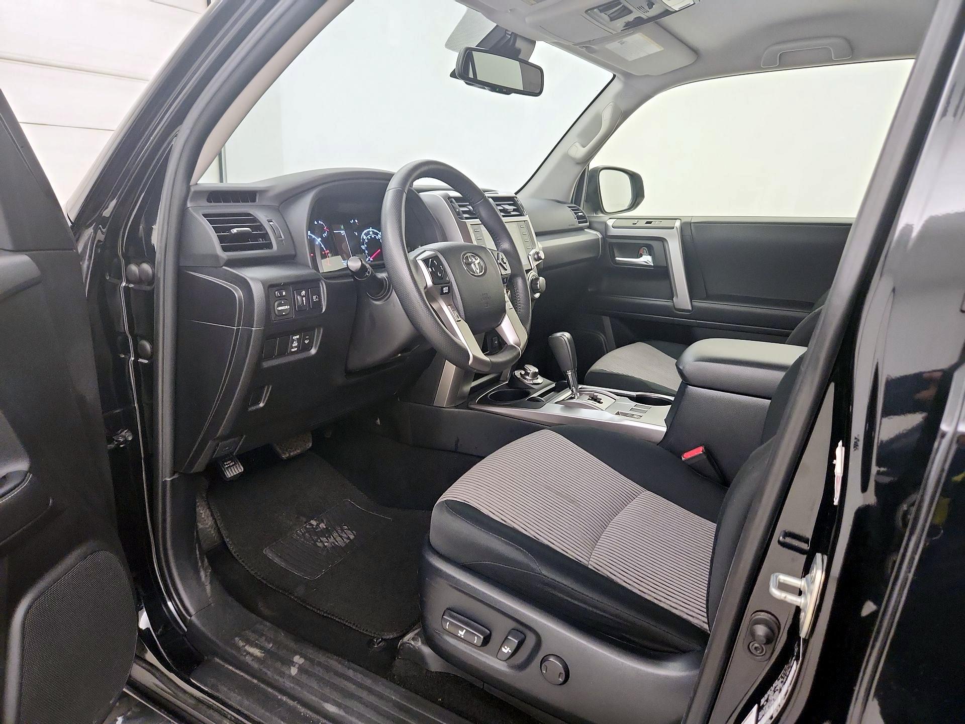 Thumbnail: 2024 Toyota 4Runner - 9